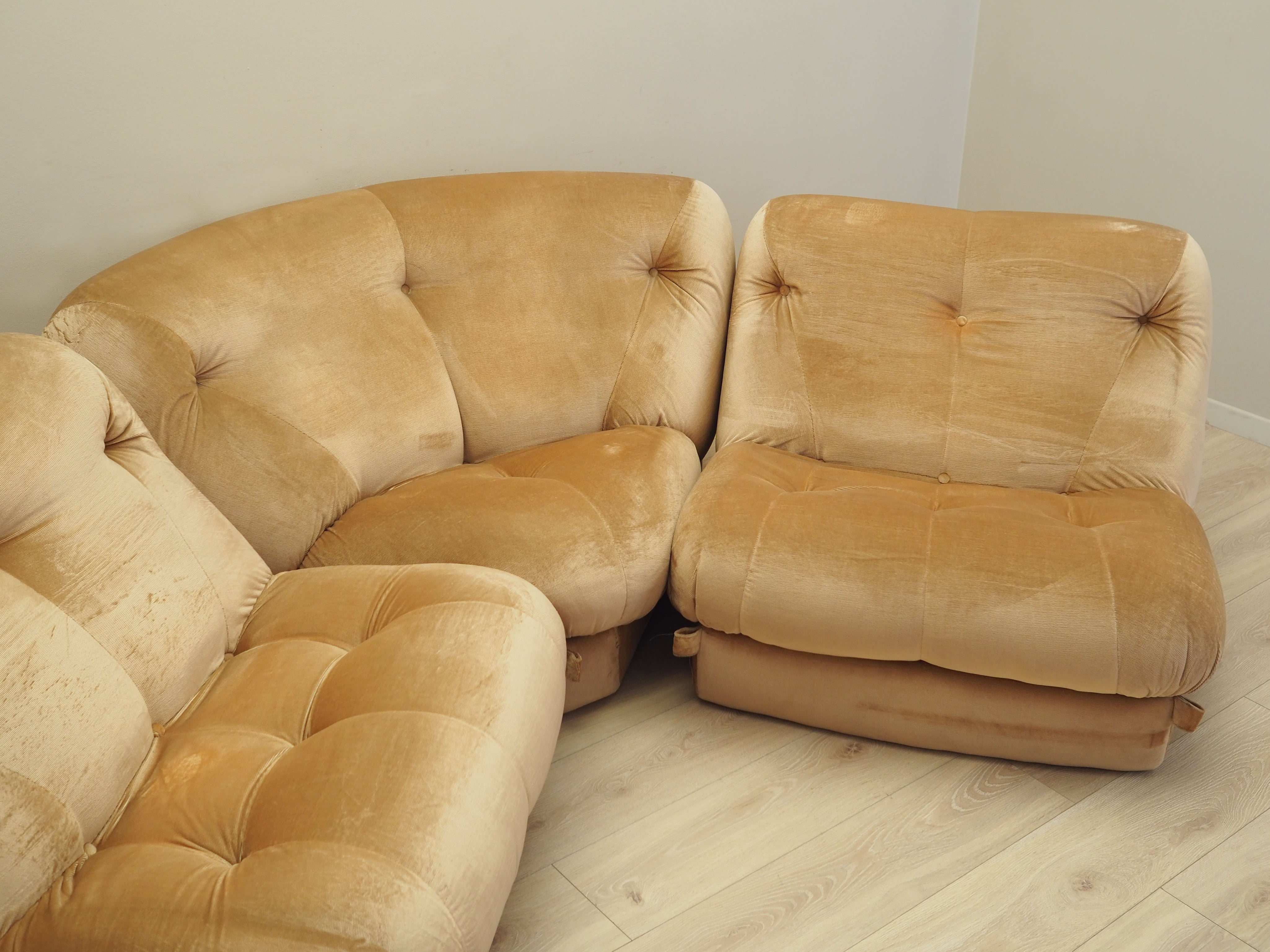 Set_of_3_Nuvolone_Modular_Sofa_by_Rino_Maturi_for_Mimo_Padova,_1970s,_Italy