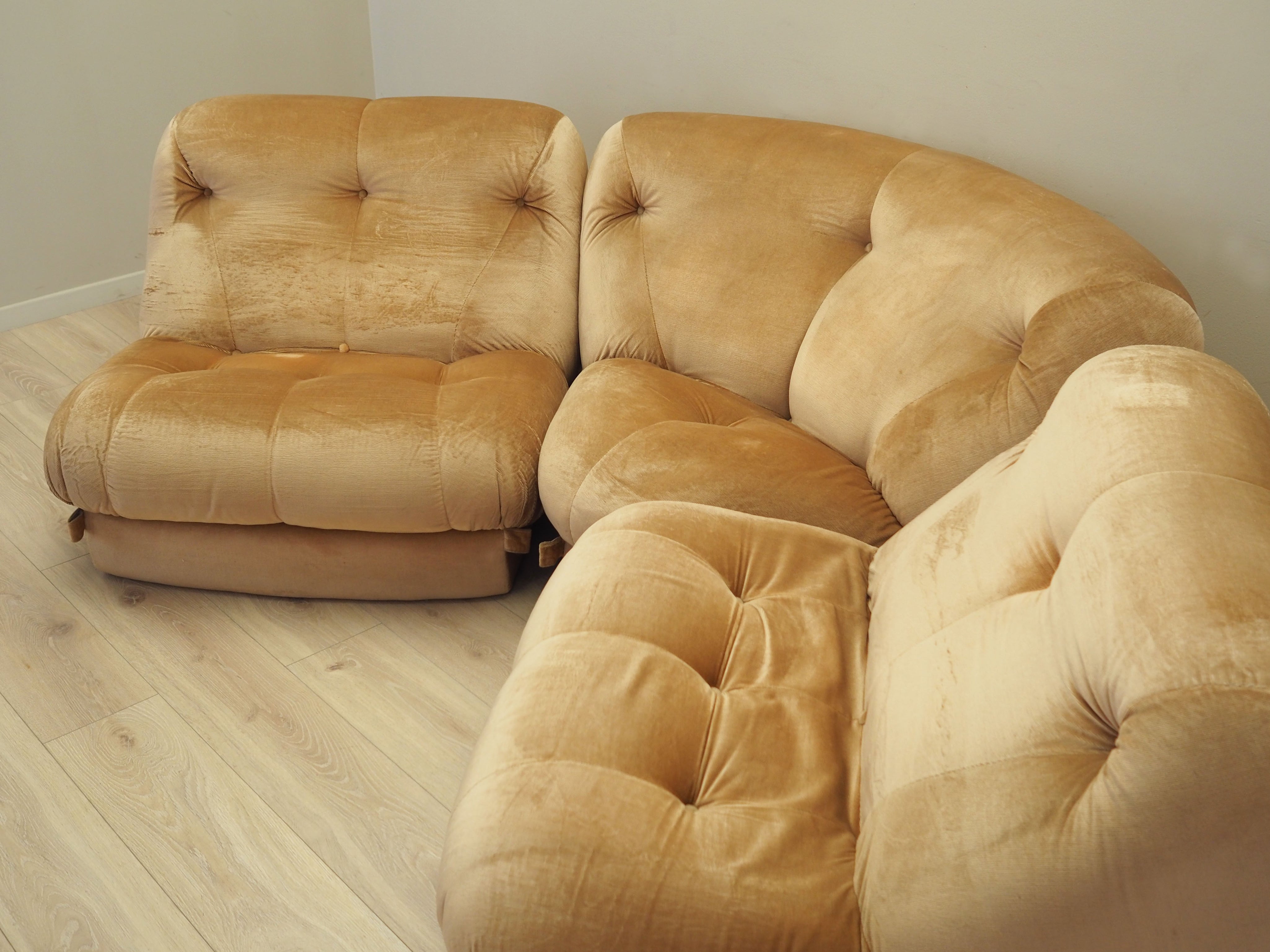 Set_of_3_Nuvolone_Modular_Sofa_by_Rino_Maturi_for_Mimo_Padova,_1970s,_Italy