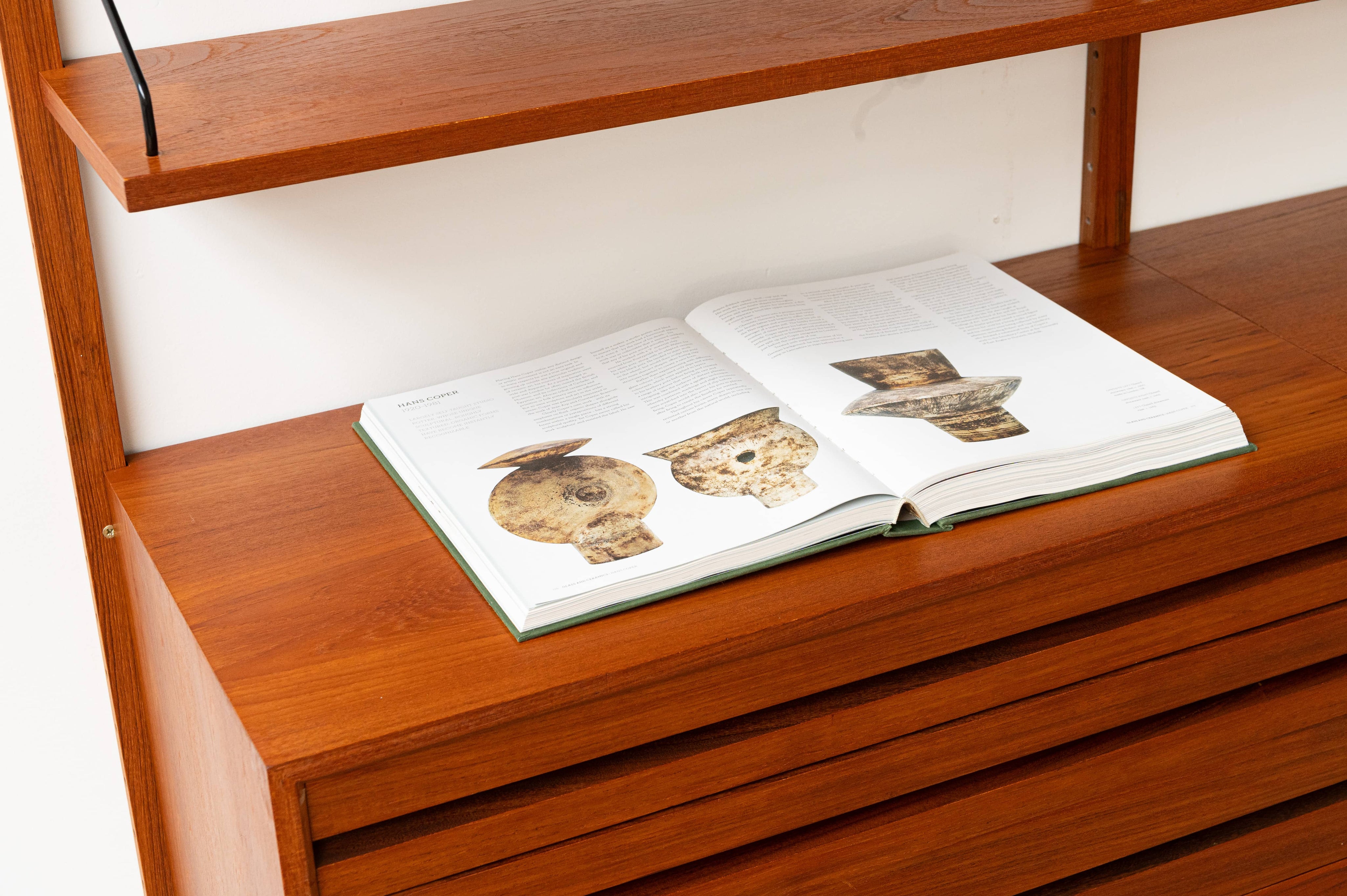 Royal_System_Wall_Unit_by_Poul_Cadovius,_1960s,_Denmark