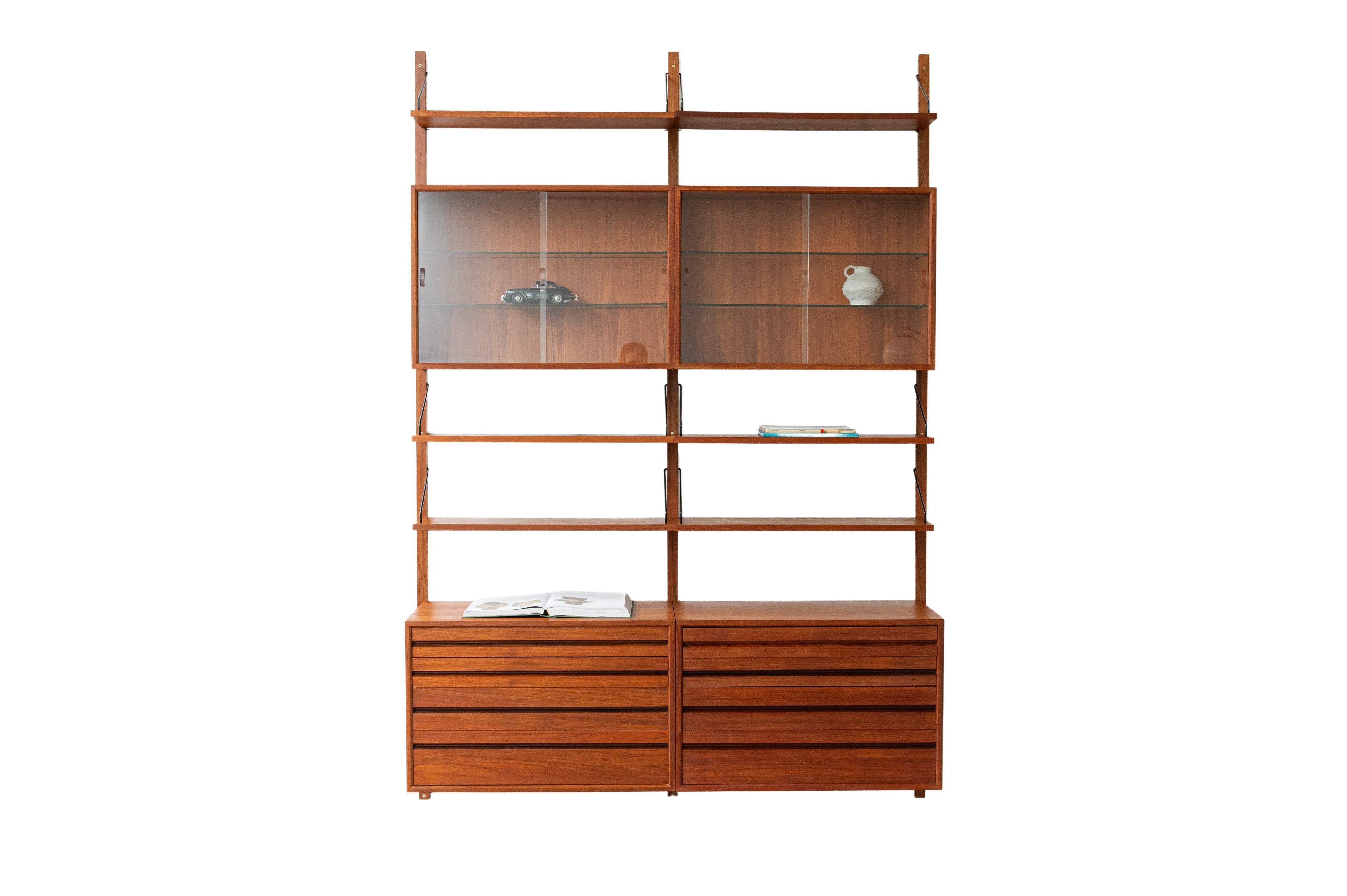 Royal_System_Wall_Unit_by_Poul_Cadovius,_1960s,_Denmark