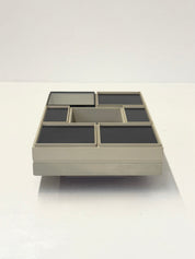 Modular_white_coffee_table_designed_by_Carlo_Hauner_for_Forma
