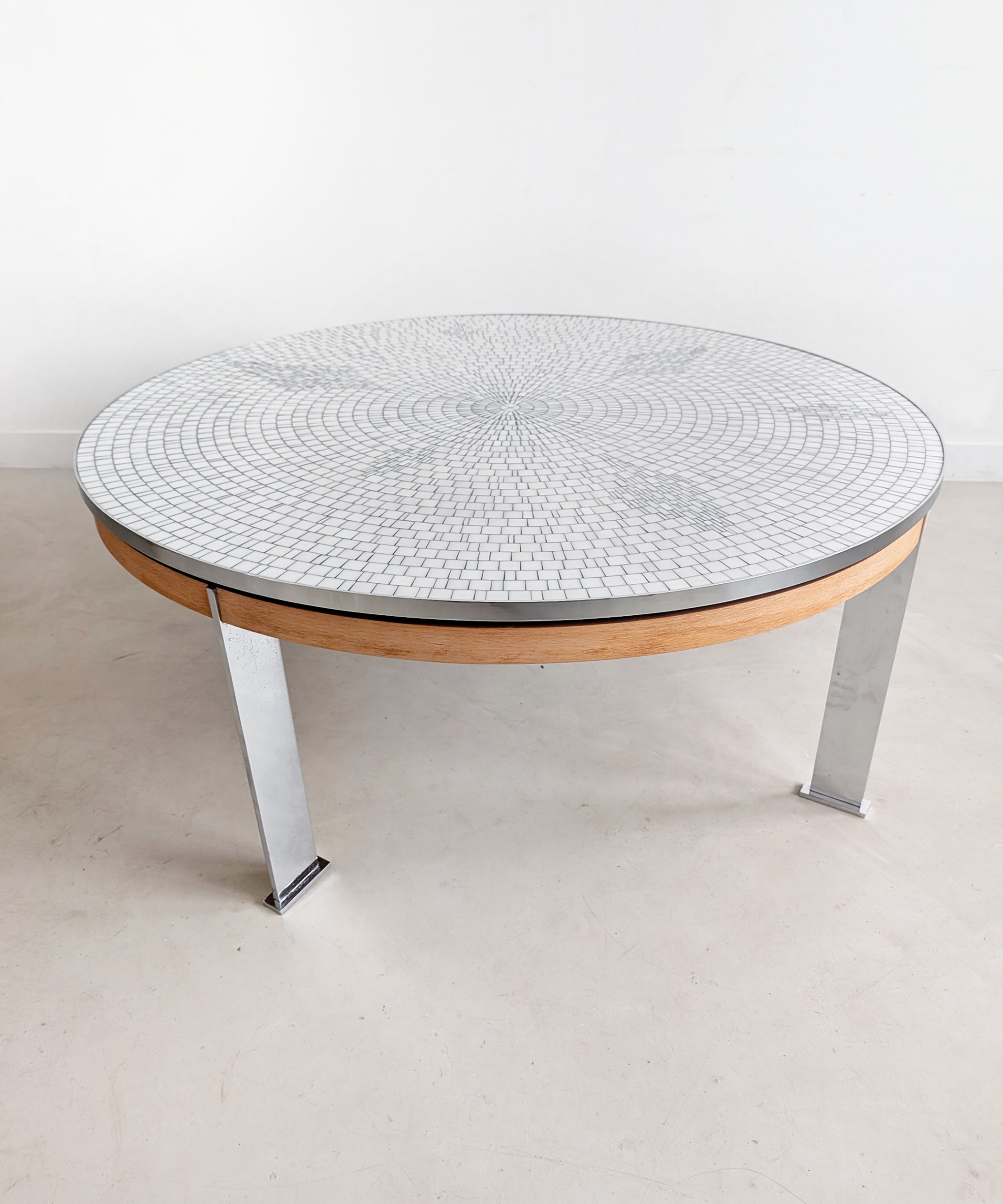 Round_Mosaic_Coffee_Table_by_Berthold_Müller,_1960s,_Germany