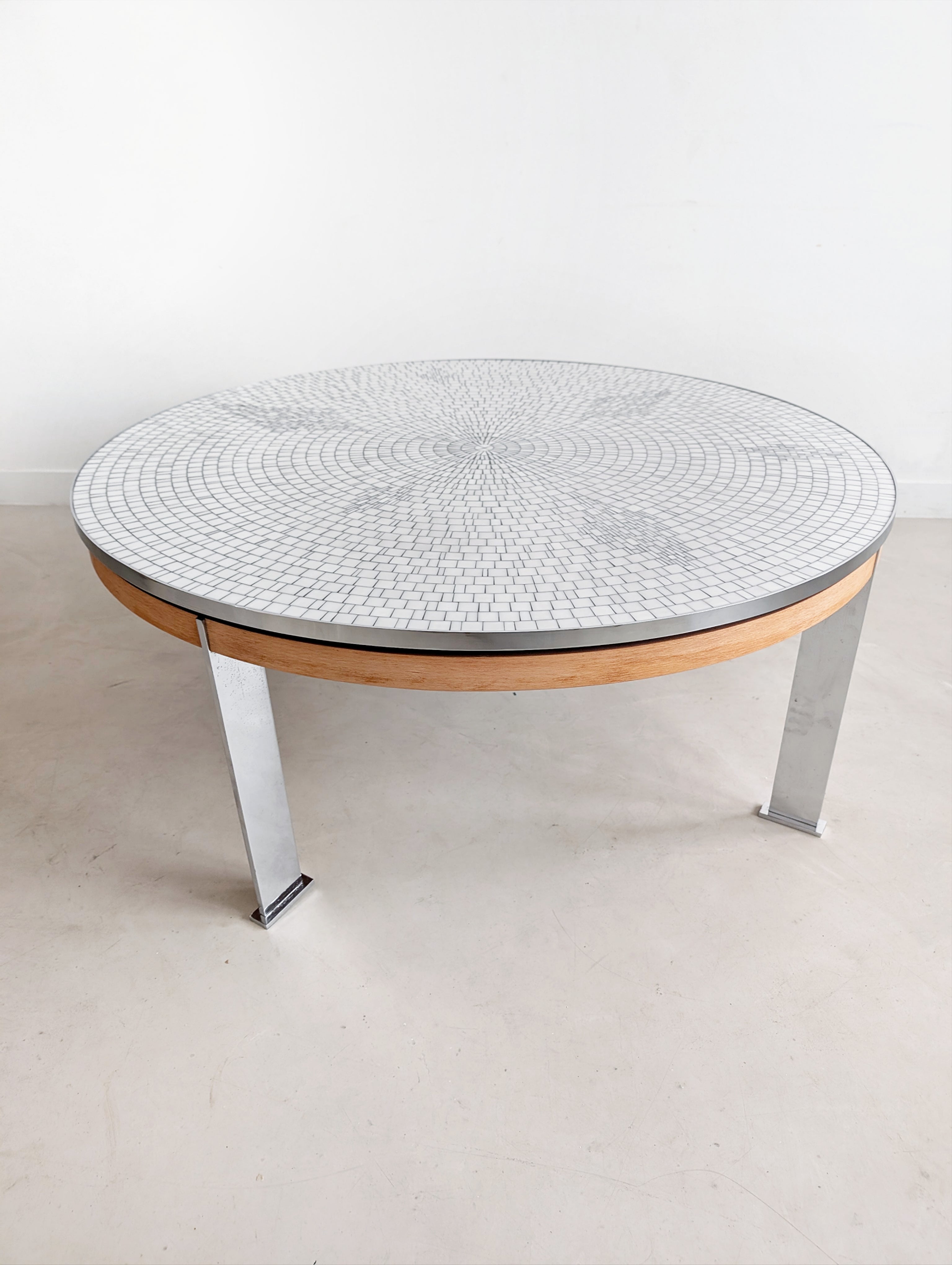 Round_Mosaic_Coffee_Table_by_Berthold_Müller,_1960s,_Germany