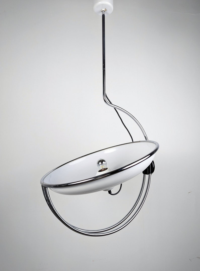 Multipla_Lamp_by_De_Pas_DUrbino_and_Lomazzi_for_Stilnovo_1970s
