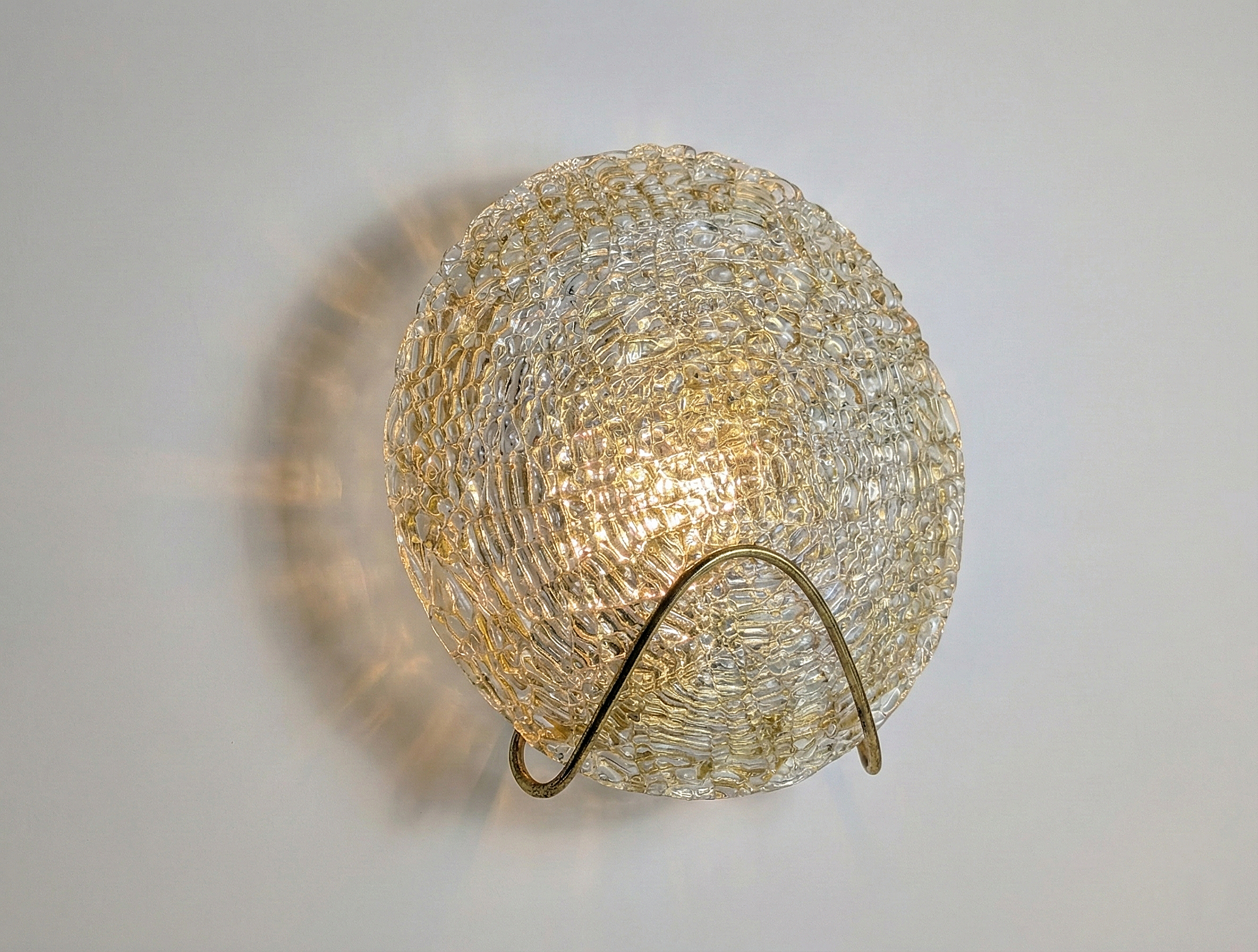 Murano_Glass_and_Brass_Wall_Sconce,_Austria,_1970s