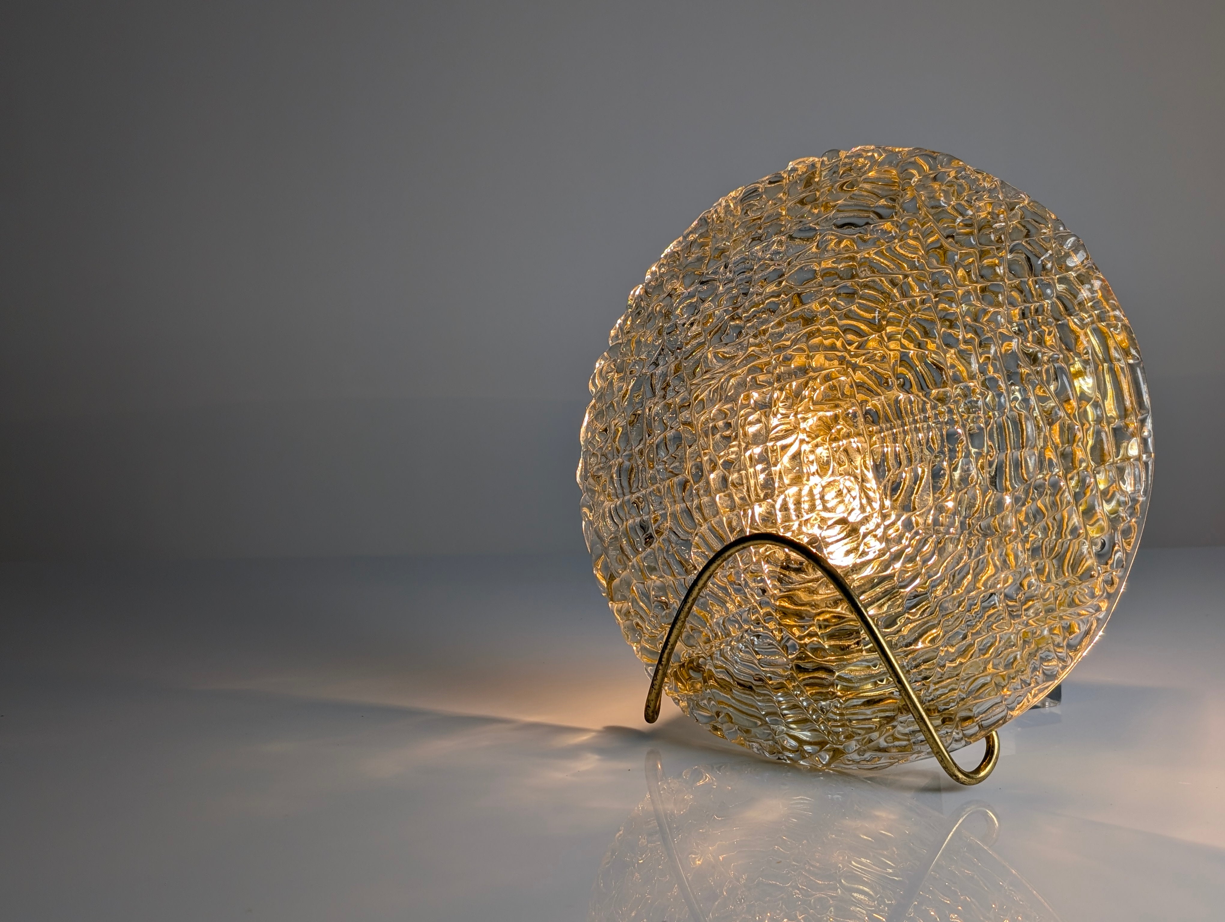 Murano_Glass_and_Brass_Wall_Sconce,_Austria,_1970s