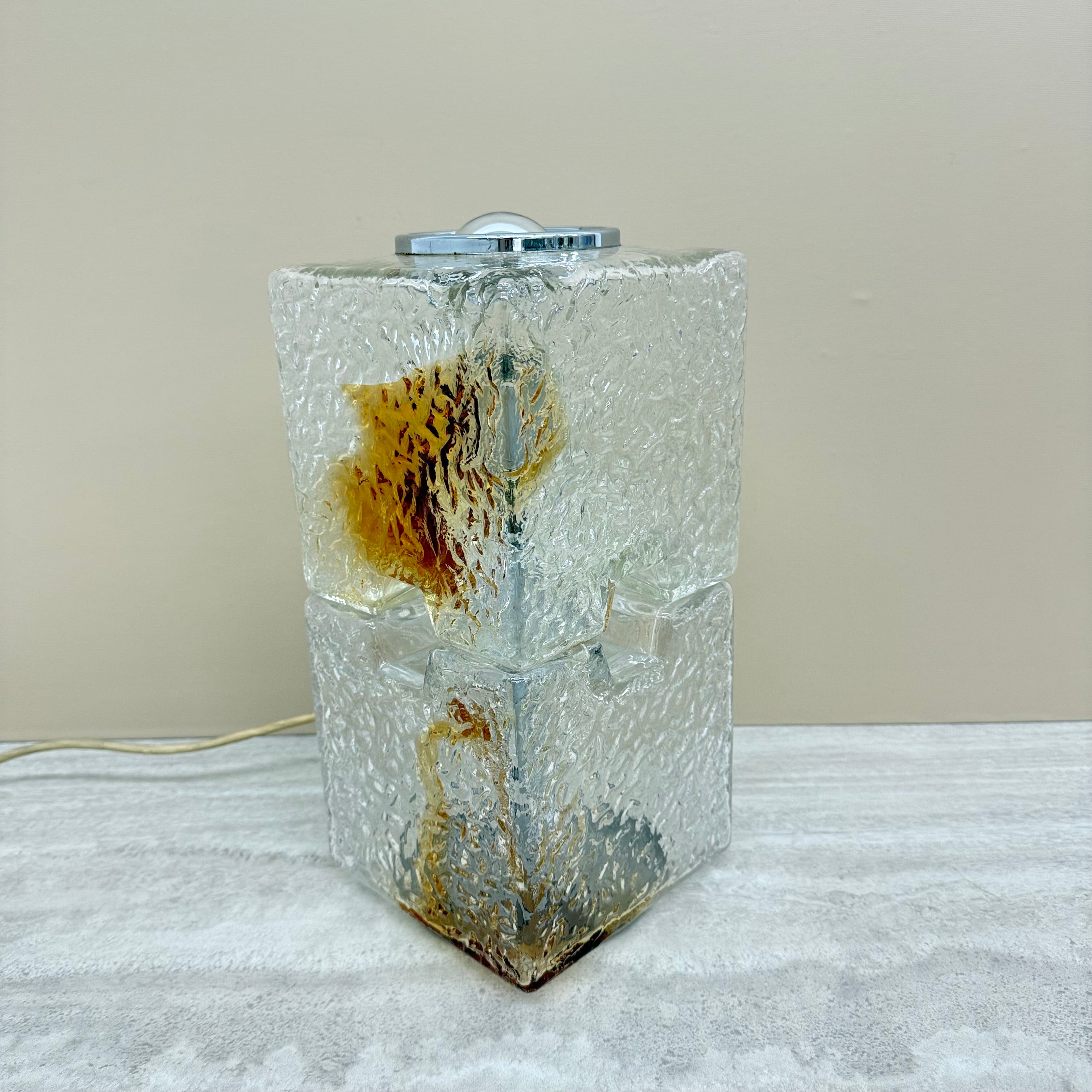 Toni_Zuccheri_Murano_Glass_Table_Lamp_for_Mazzega,_Italy_1970s