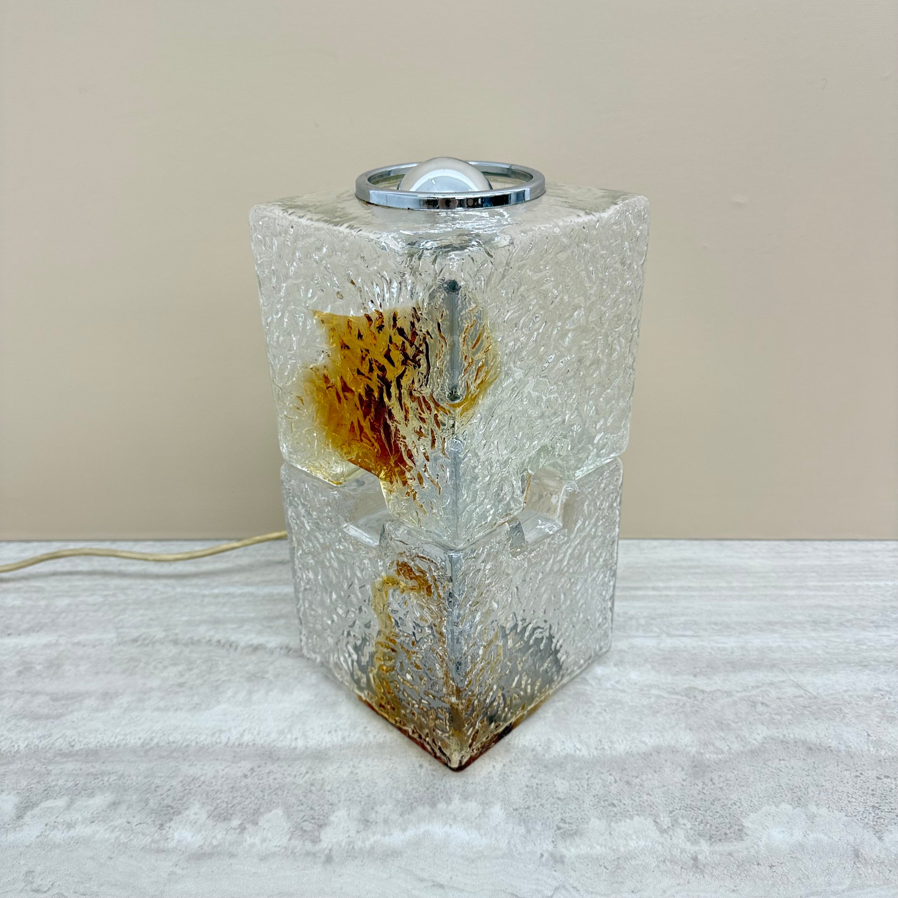 Toni_Zuccheri_Murano_Glass_Table_Lamp_for_Mazzega,_Italy_1970s