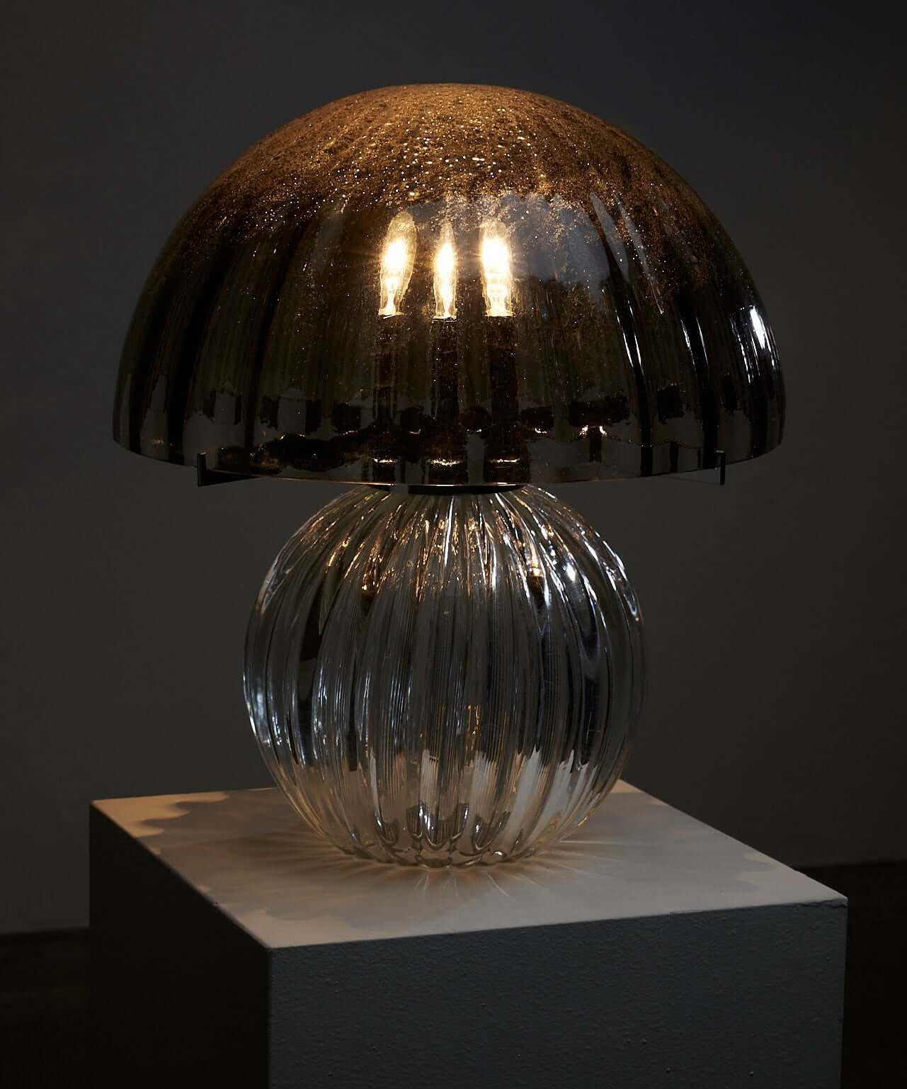 Murano_Glass_Table_Lamp,_Salviati_&_Co.,_Hand-Blown_Glass,_1970s,_Italy