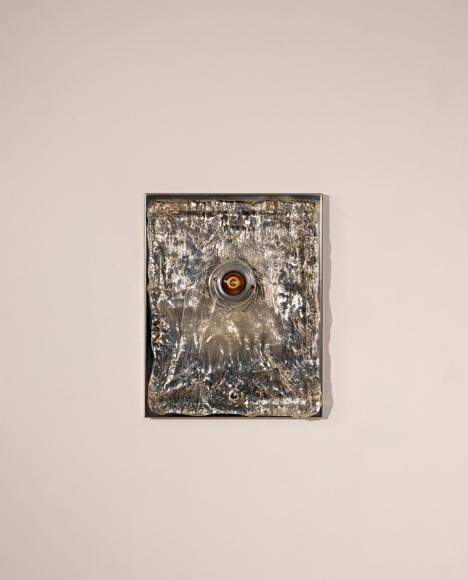 Murano_Sculptural_Wall_Lamp,_1970’s