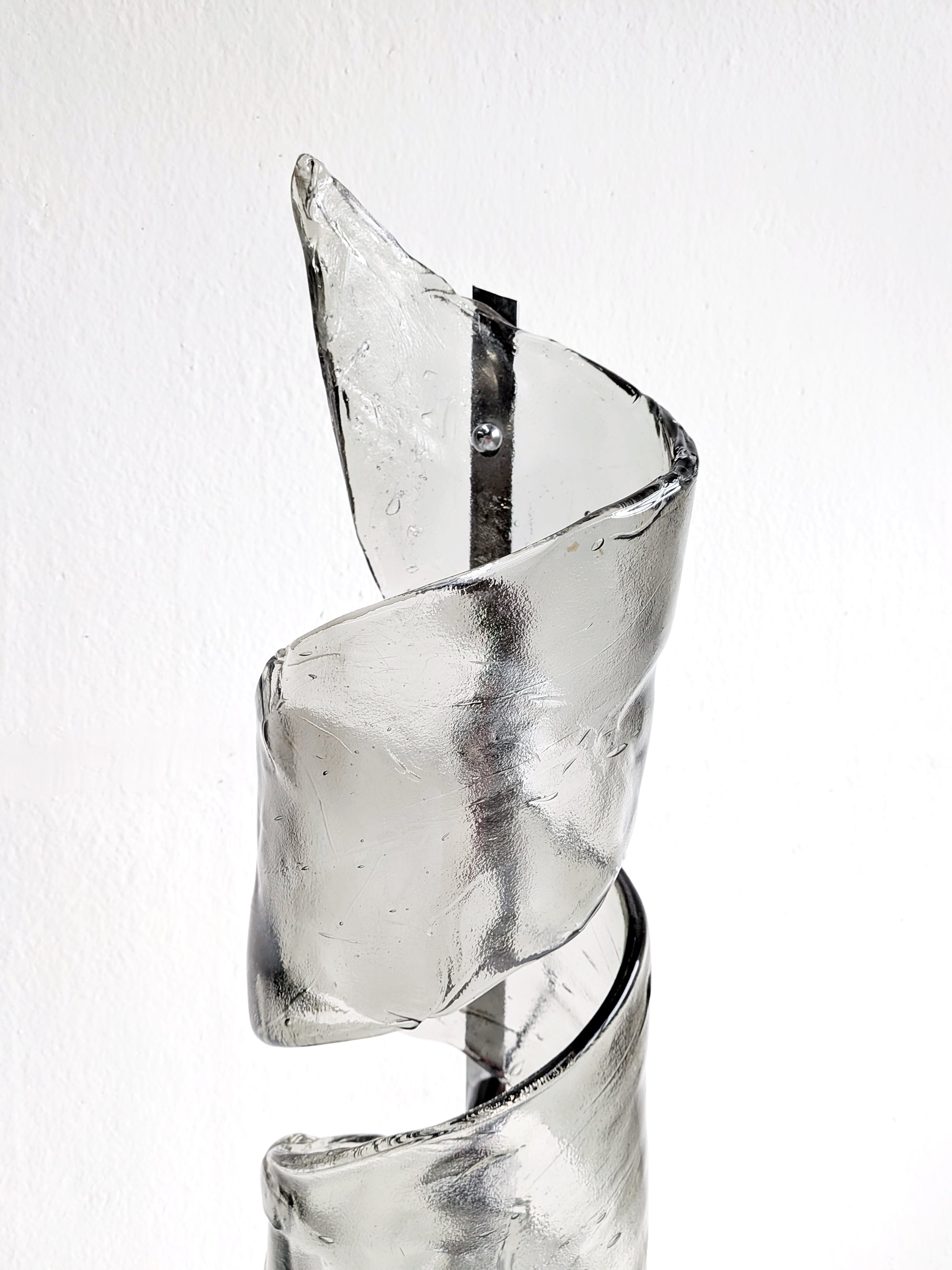 Muranoglass_Floor_Lamp_'Spiral'_by_Mazzega_1970s