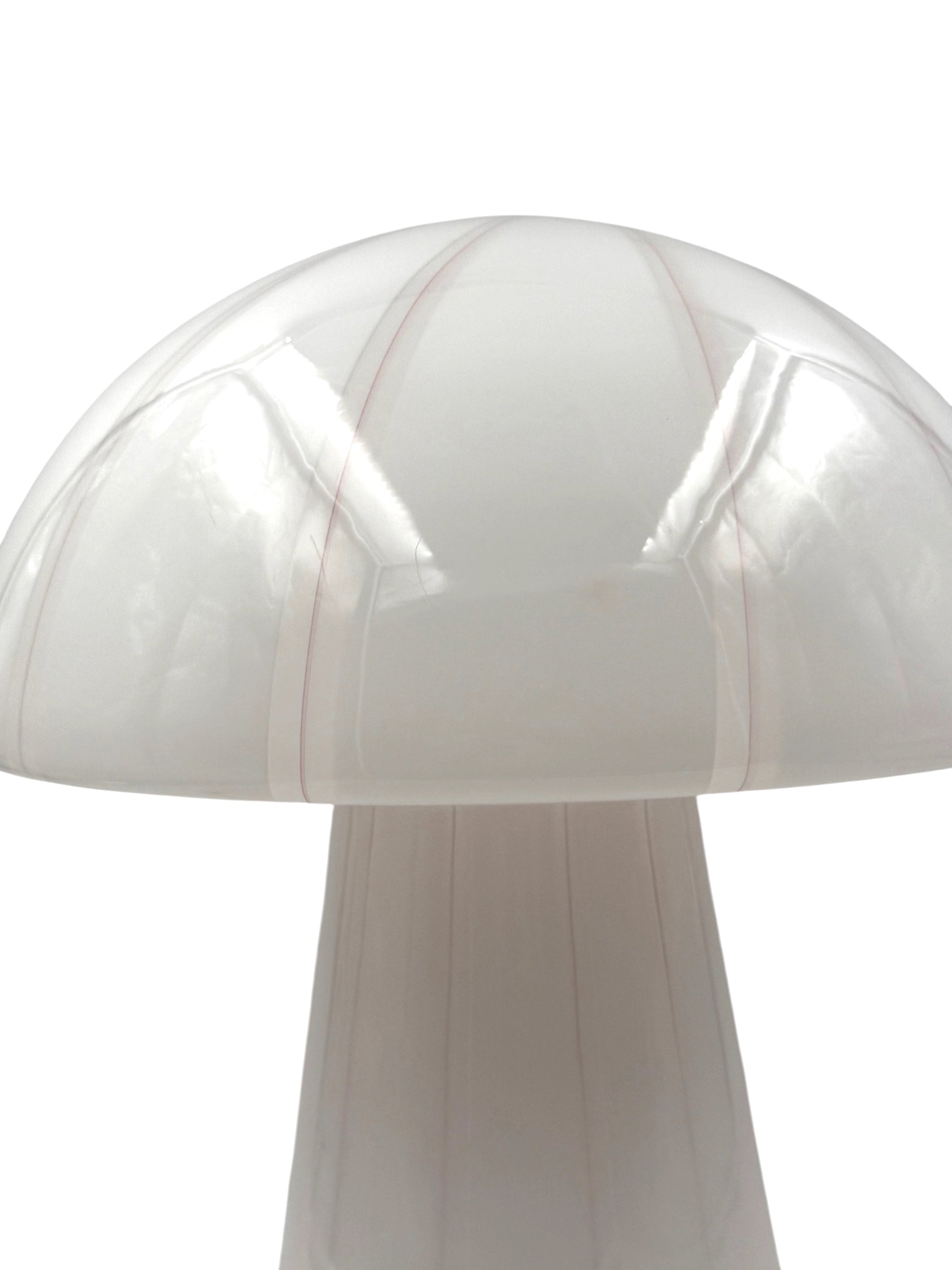 Murano_Glass_Mushroom_Table_Lamp,_Italy_1970s