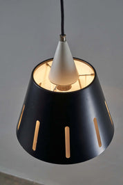 n_10_Pendant_By_Busquet_Hala_Zeist