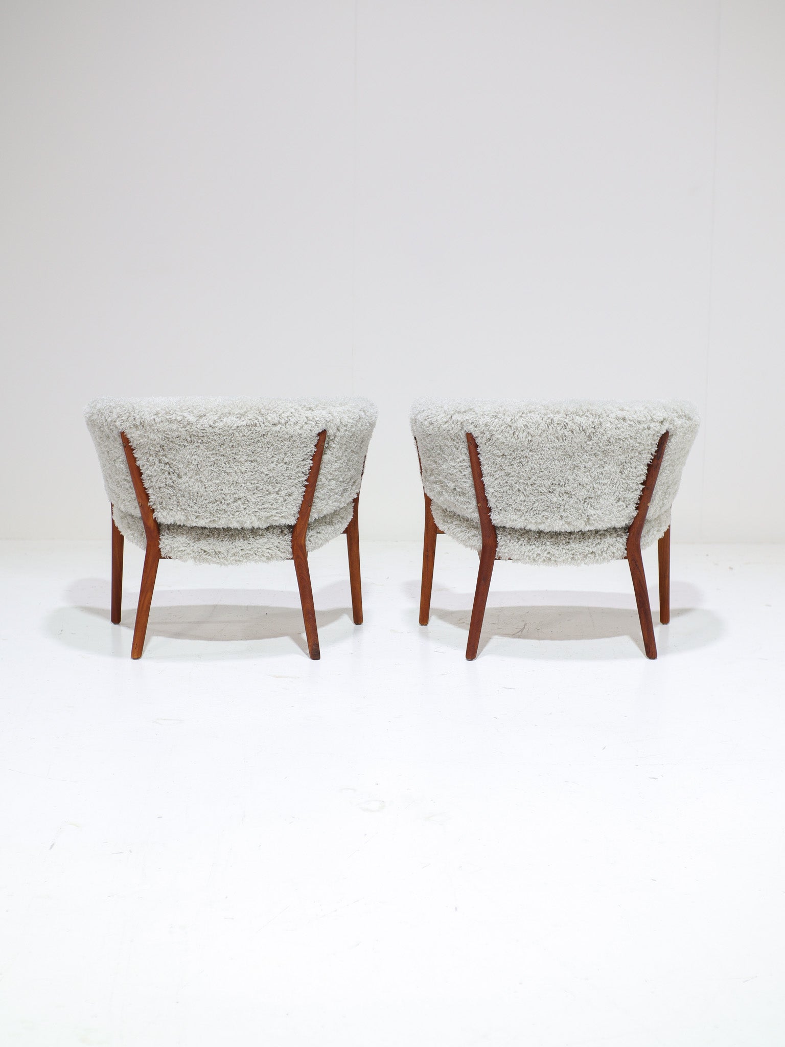 Model_ND83_Lounge_Chair_by_Nanna_Ditzel_for_Søren_Willadsen,_Denmark,_1952