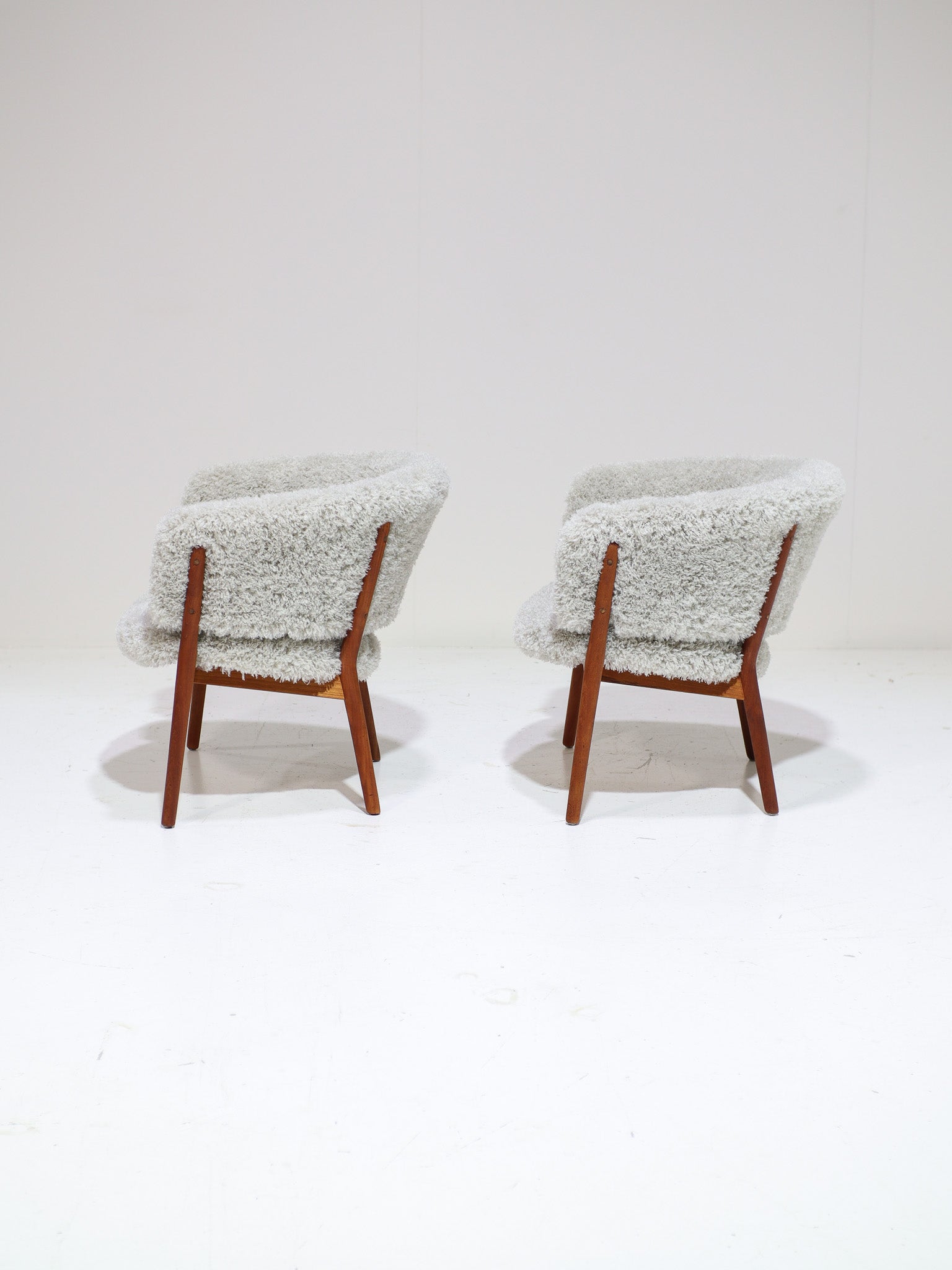 Model_ND83_Lounge_Chair_by_Nanna_Ditzel_for_Søren_Willadsen,_Denmark,_1952