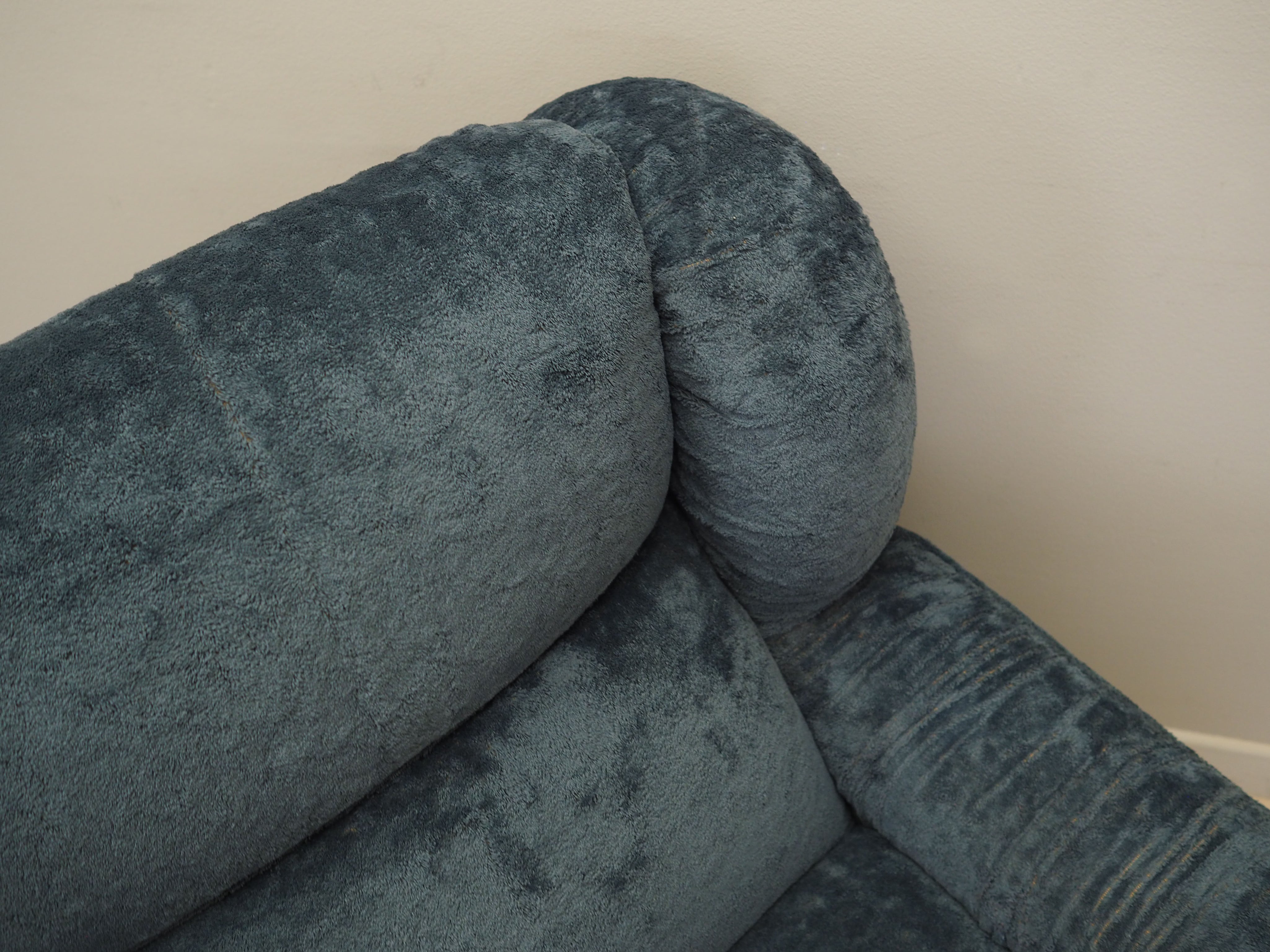 Navy_Blue_Sofa,__Velour_Fabric,_1970s,_Italy