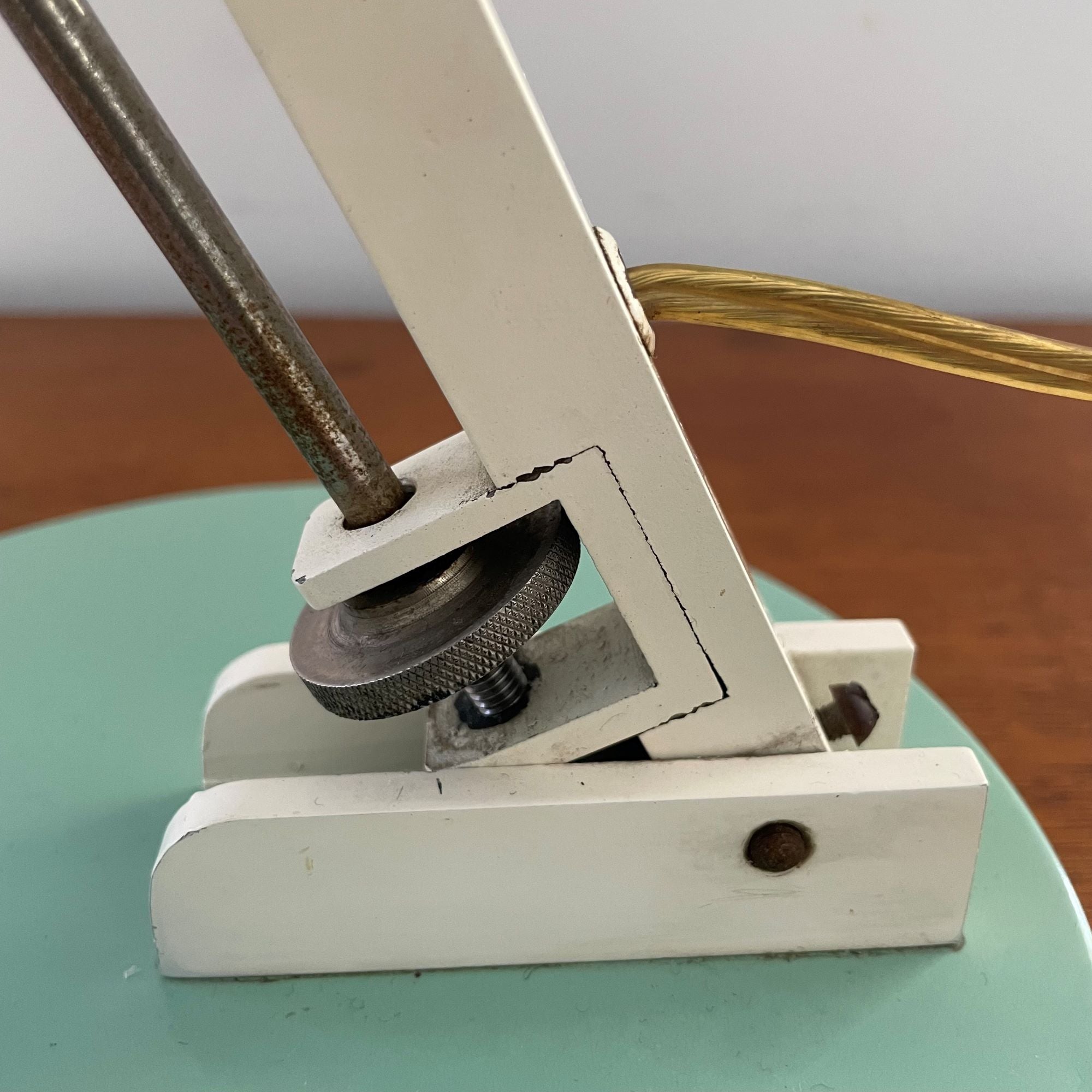 Nedalo_Adjustable_Saucer_Desk_Lamp_in_Mint_Green,_Netherlands,_Mid-Century_Modern