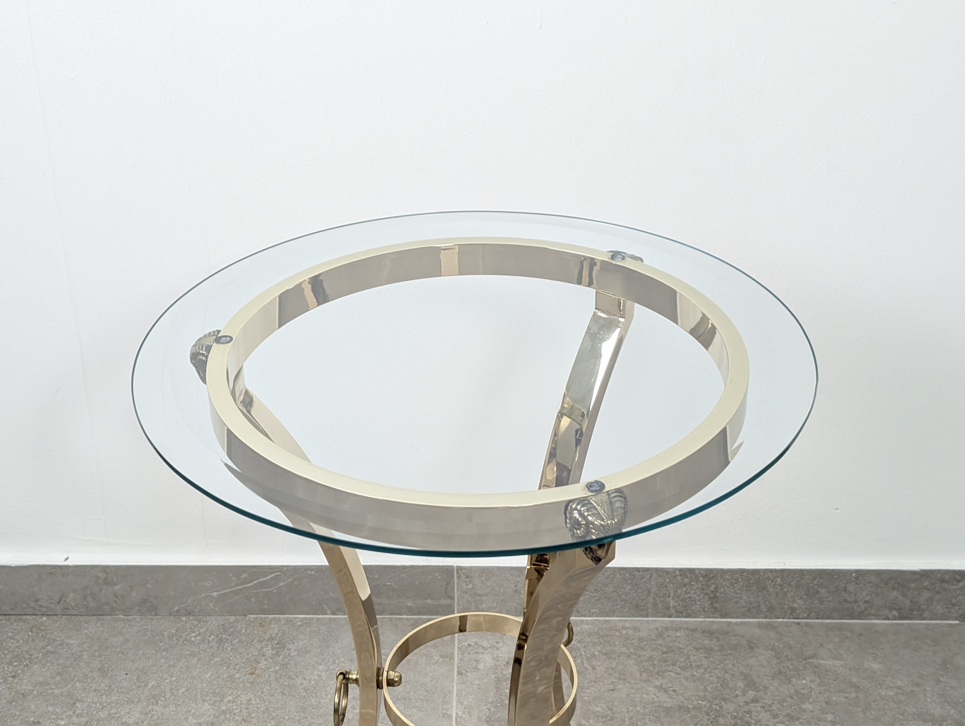 1970s_Neoclassical_Brass_and_Bevelled_Glass_Side_Table_with_Ram_Heads,_Maison_Jansen_Style