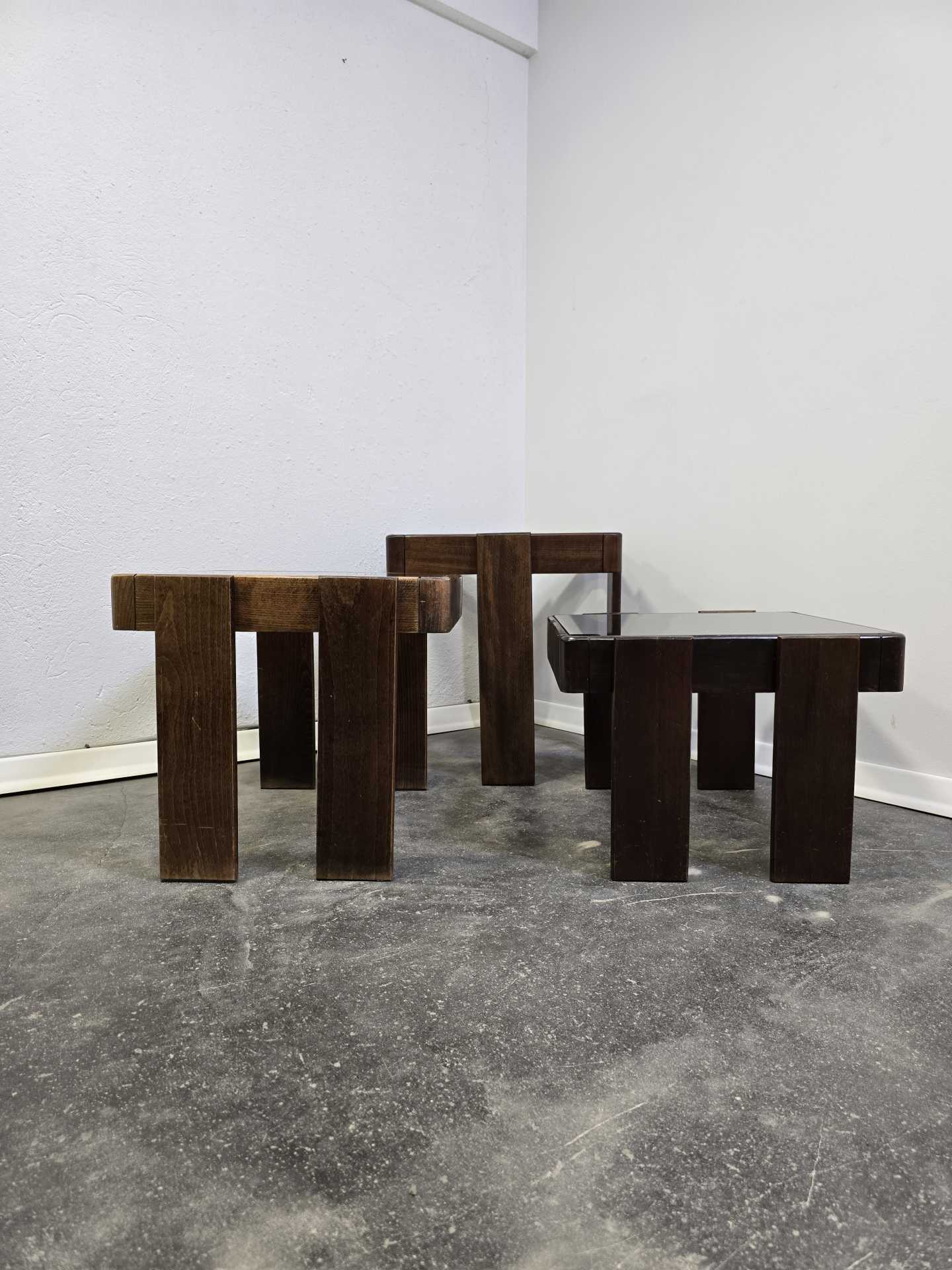 Set_of_3_Nesting_Tables_by_Gianfranco_Frattini_for_Cassina,_1960s,_Italy