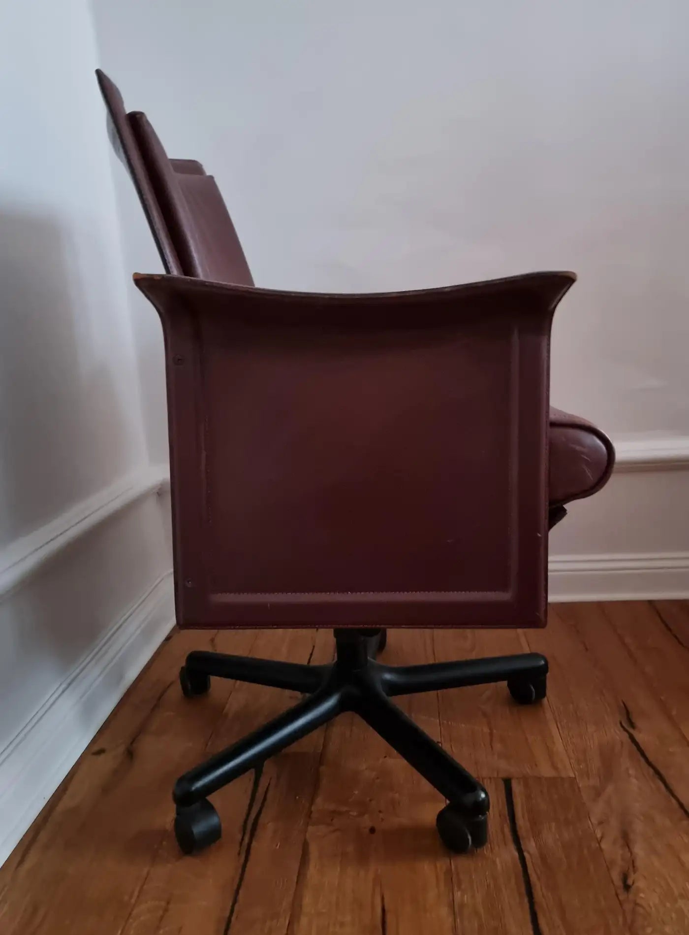 Korium_Swivel_Desk_Chair_by_Tito_Agnoli_for_Matteo_Grassi,_Italian_Postmodern_Office_Chair,_1980s