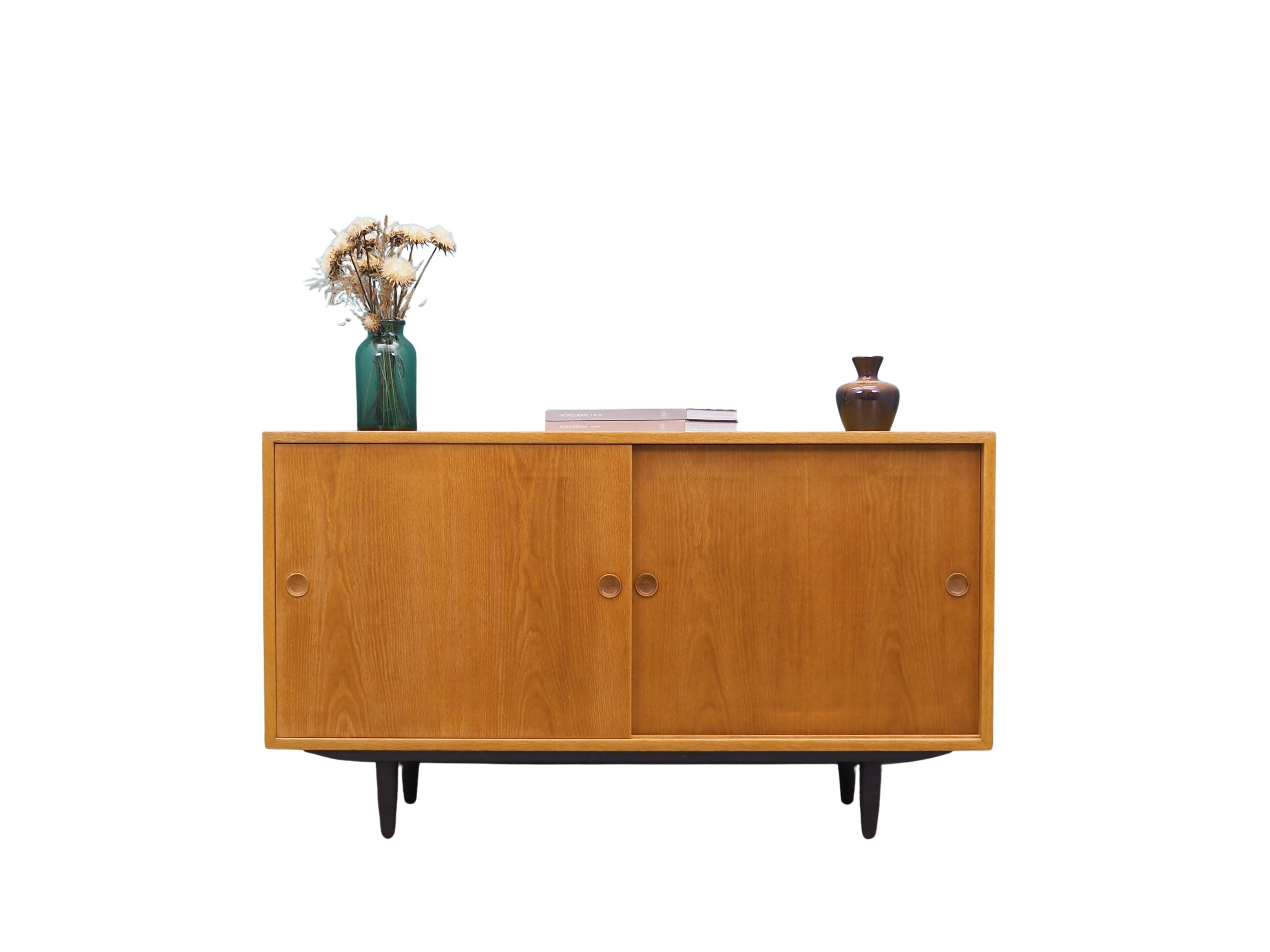 Oak_cabinet,_Scandinavian_design,_1960s,_designer:_Børge_Mogensen,_manufacturer:_AB_Karl_Andersson_&_Söner