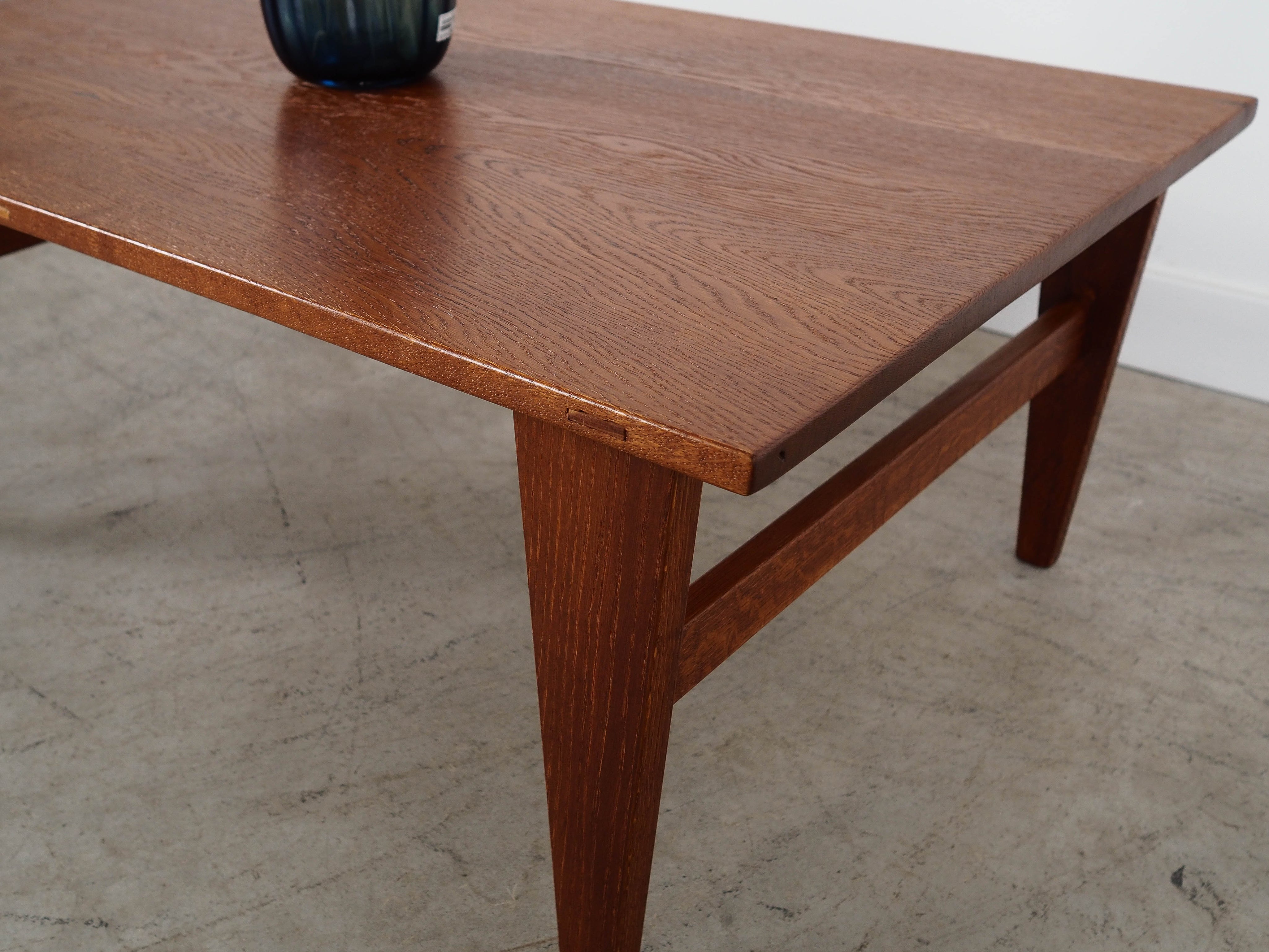 Oak_Coffee_Table,_Solid_Oak,_1970s,_Denmark