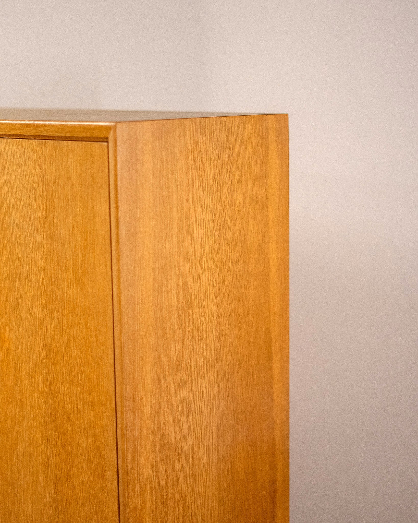 Oak_Cupboard_by_Marian_Grabińsky_for_Ikea,_Sweden_from_1960