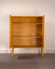 Oak_Cupboard_by_Marian_Grabińsky_for_Ikea,_Sweden_from_1960