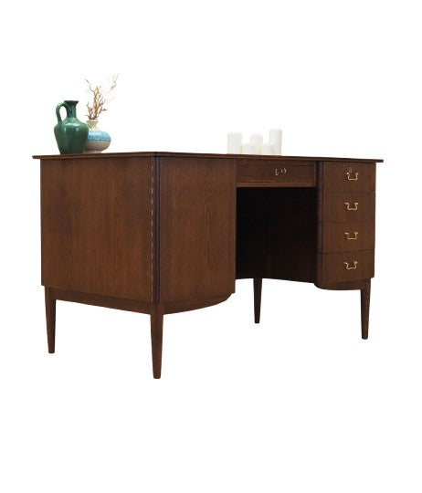 Oak_desk,_Danish_design,_1970s,_production:_Denmark
