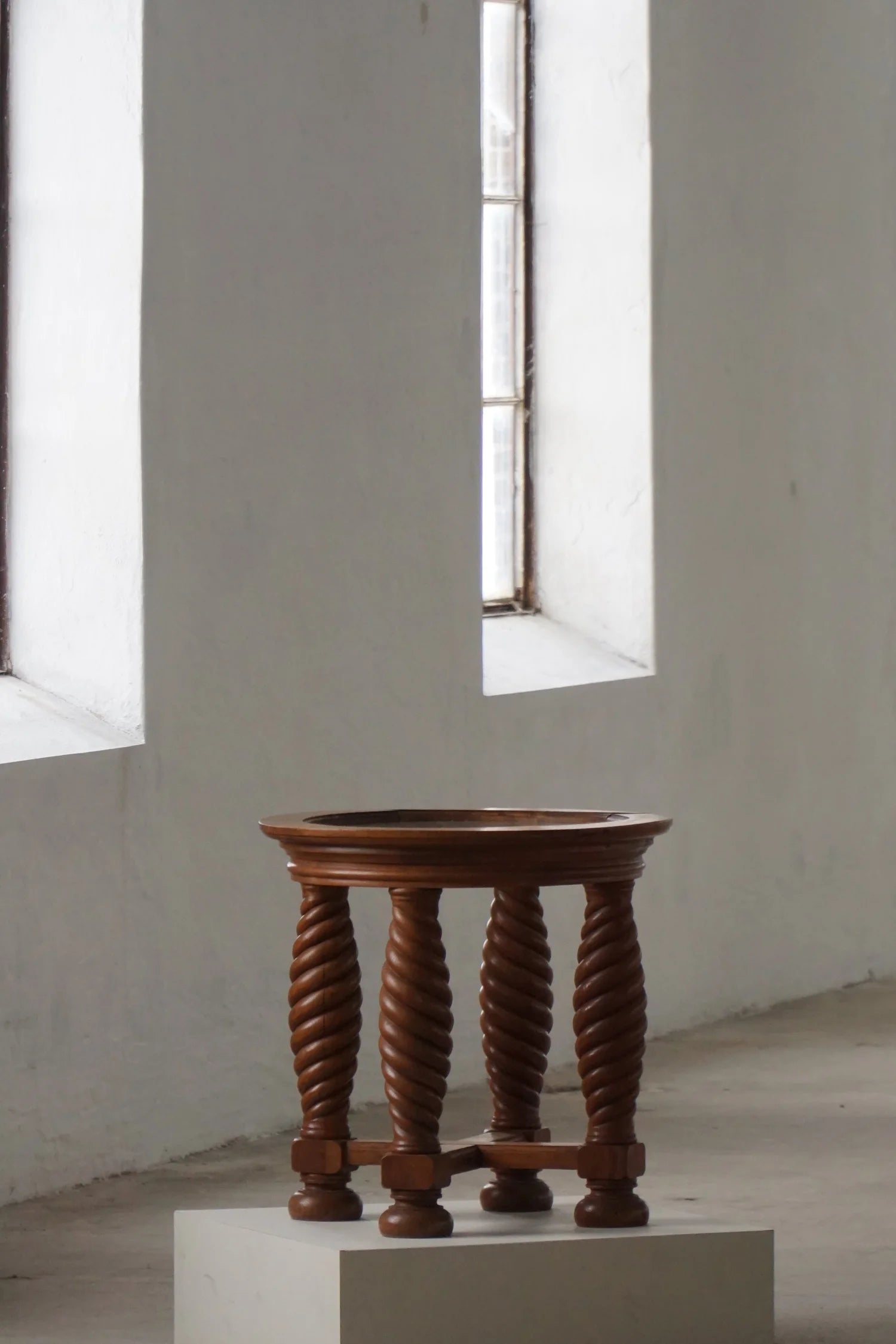 Oak_Table_with_Spiral_Turned_Legs_and_Glass_Top,_Scandinavian_Rustic_Style