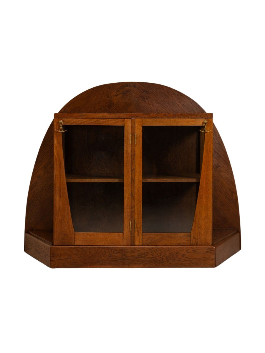Oak_Tea_Cabinet_by_Paul_Bromberg,_1918,_Netherlands