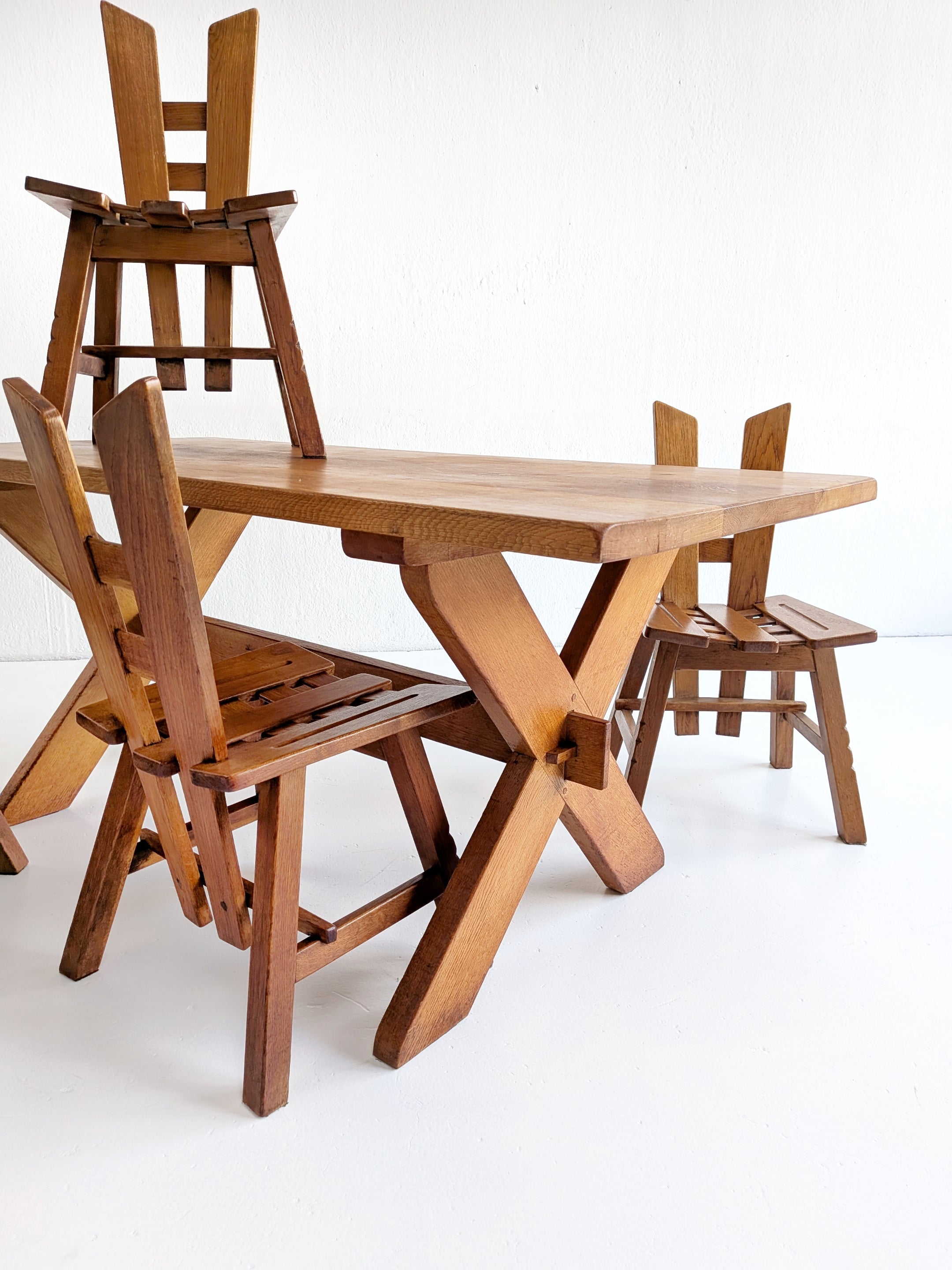 Brutalist_Oak_Dining_Set,_1970s,_Belgium