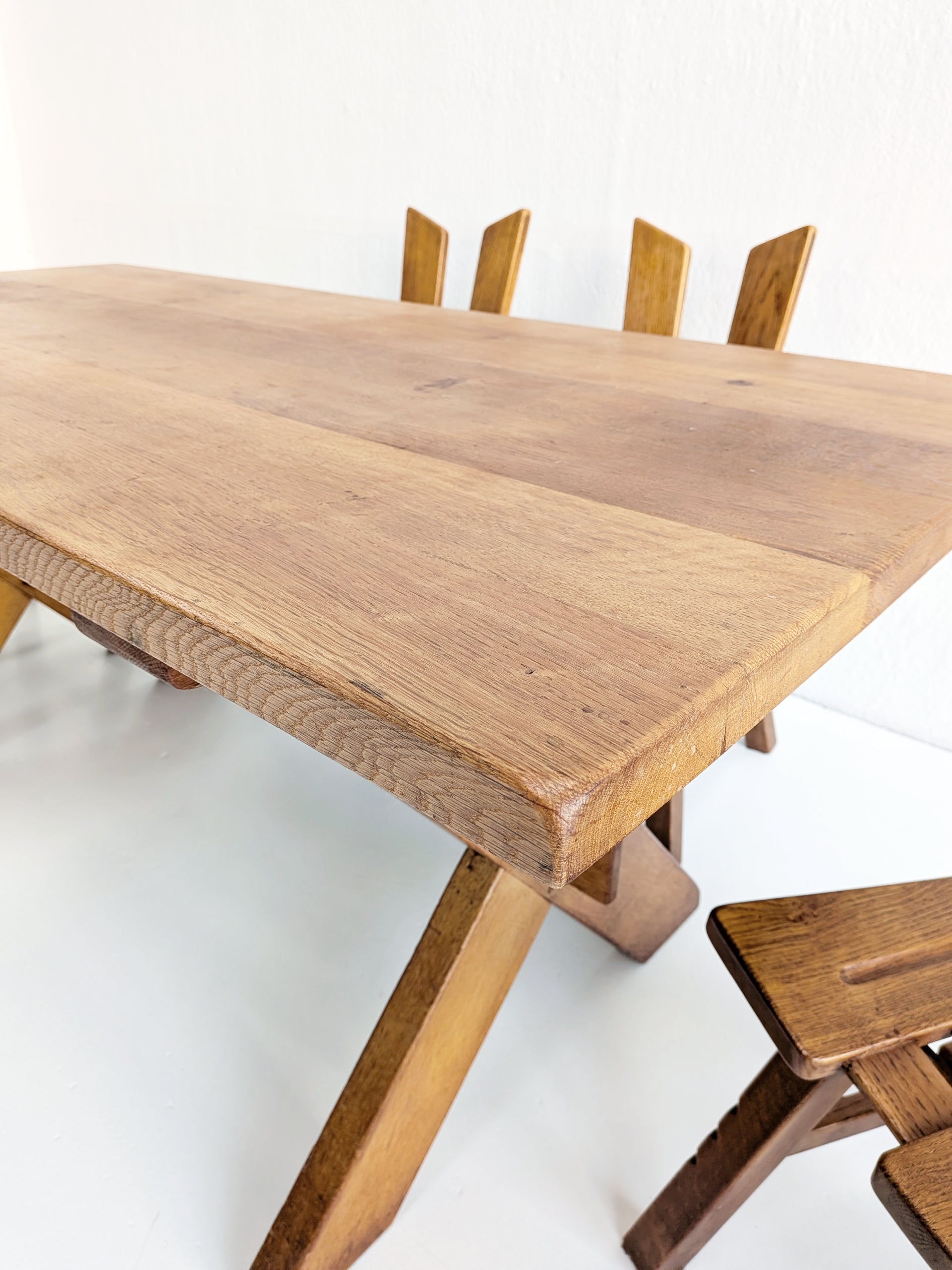 Brutalist_Oak_Dining_Set,_1970s,_Belgium