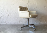 Office_Armchair_in_White_Faux_Leather_and_Chrome,_1970s