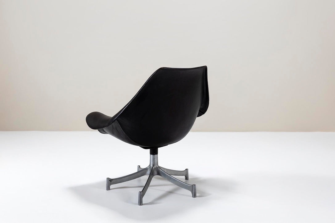 Jørgen_Lund_&_Ole_Larsen_Model_932_Office_Chair_for_Bo-Ex,_1965,_Denmark