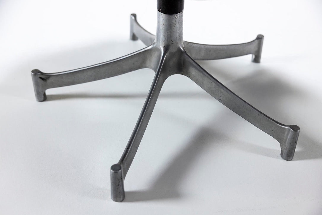 Jørgen_Lund_&_Ole_Larsen_Model_932_Office_Chair_for_Bo-Ex,_1965,_Denmark