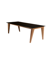 om11_asym_trique_coffee_table