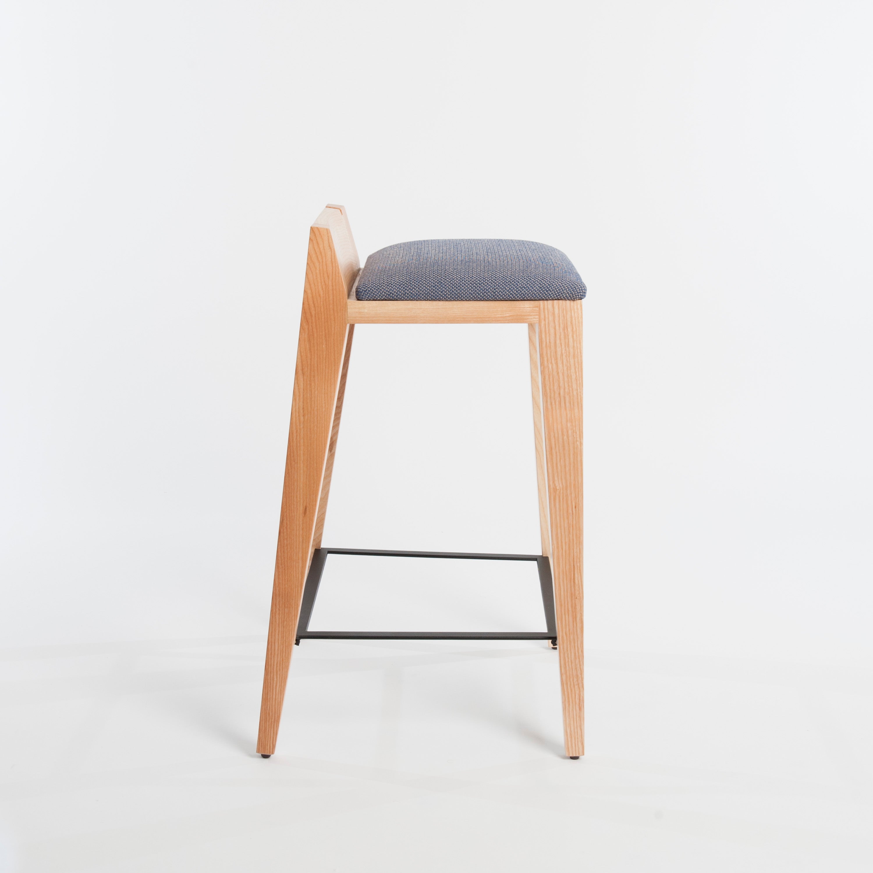 om16.1_Natural_ash_counter_stool