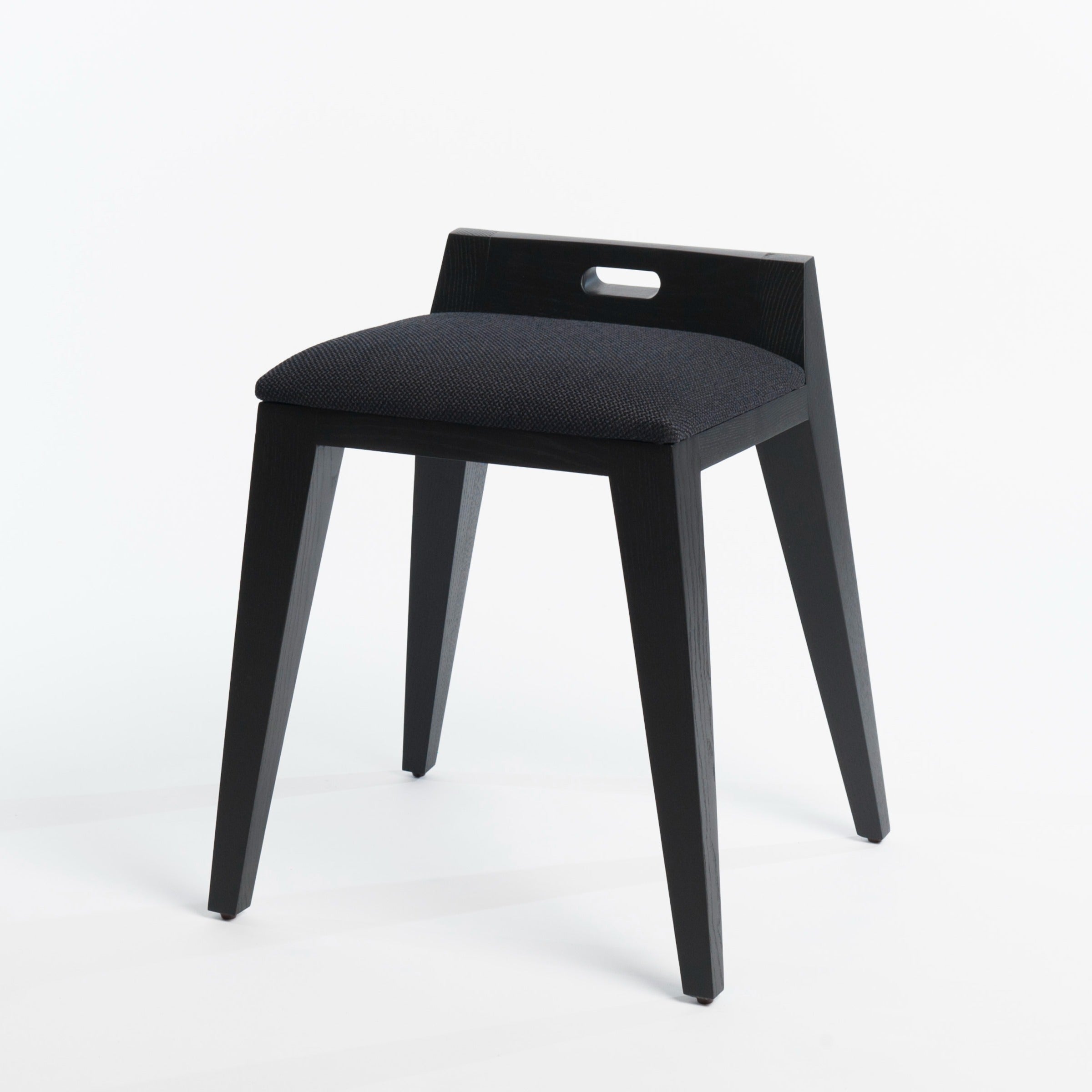 om16.2_black_solid_ash_stool