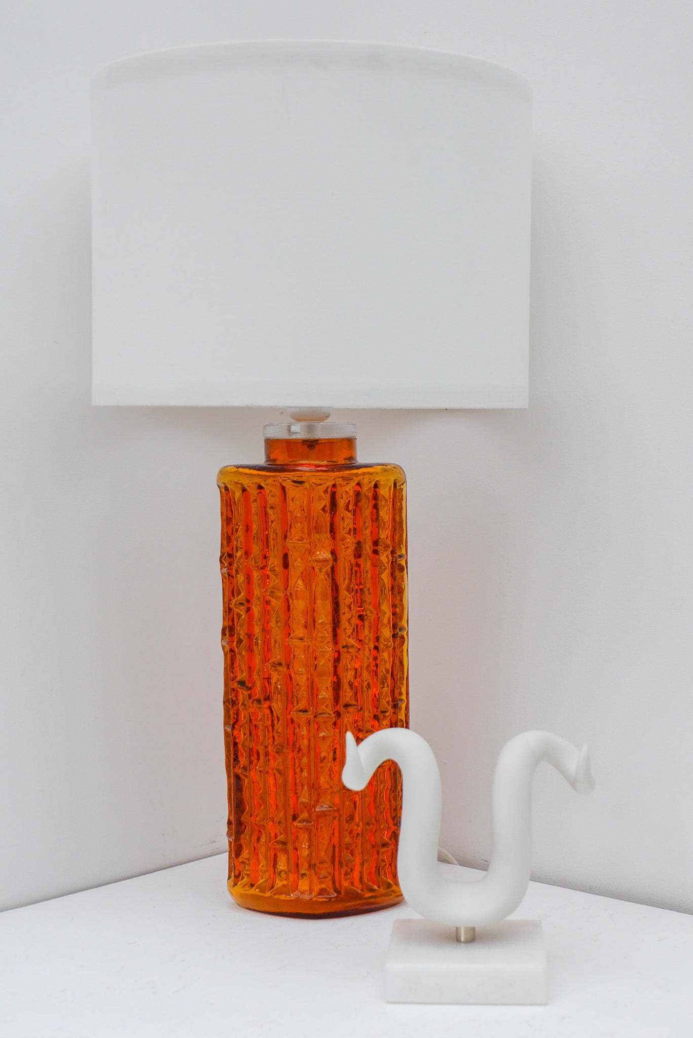 Orrefors_RD_1461_Glass_Table_Lamp_by_Gustav_Leek,_Orange_Glass,_Sweden,_1960s