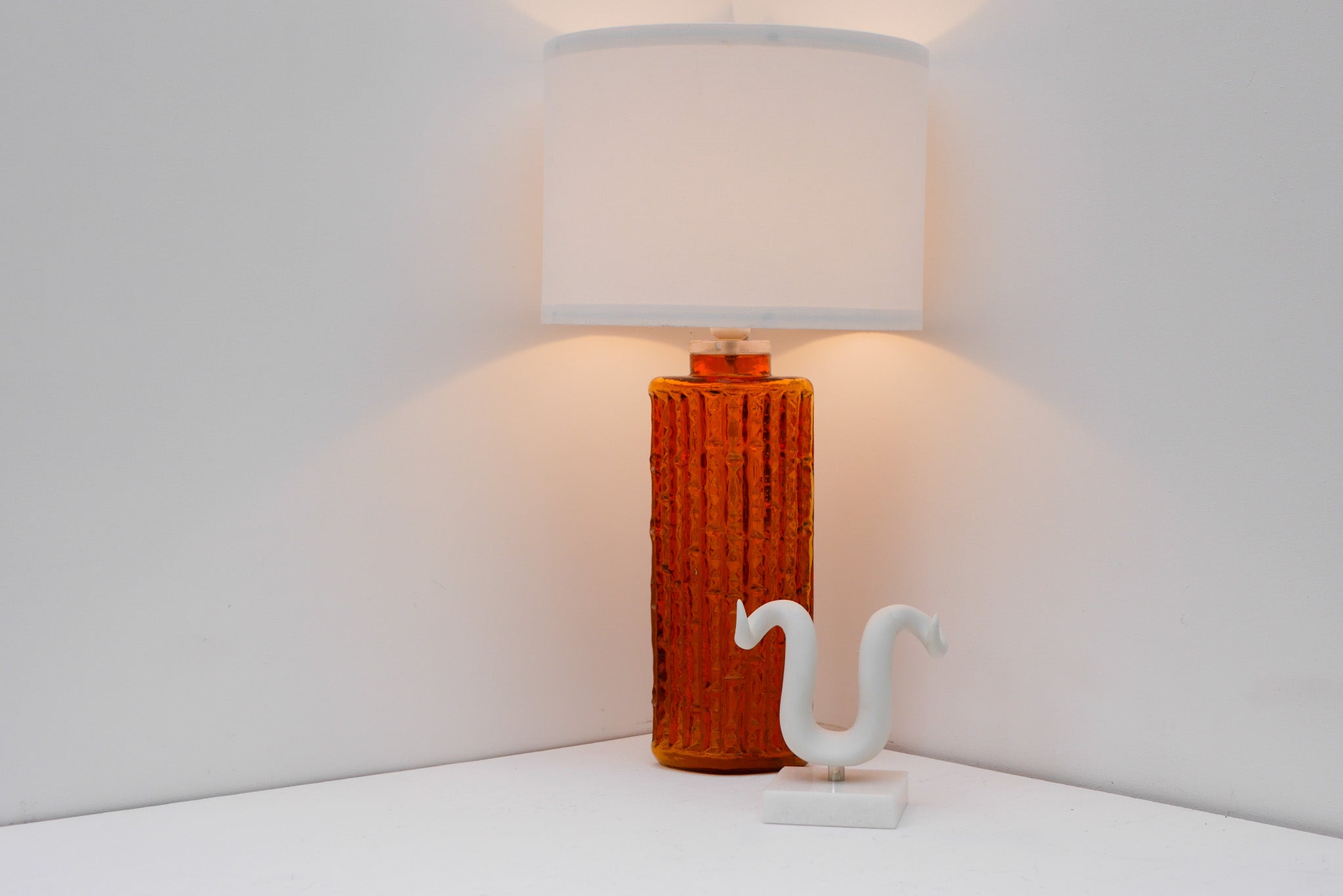 Orrefors_RD_1461_Glass_Table_Lamp_by_Gustav_Leek,_Orange_Glass,_Sweden,_1960s