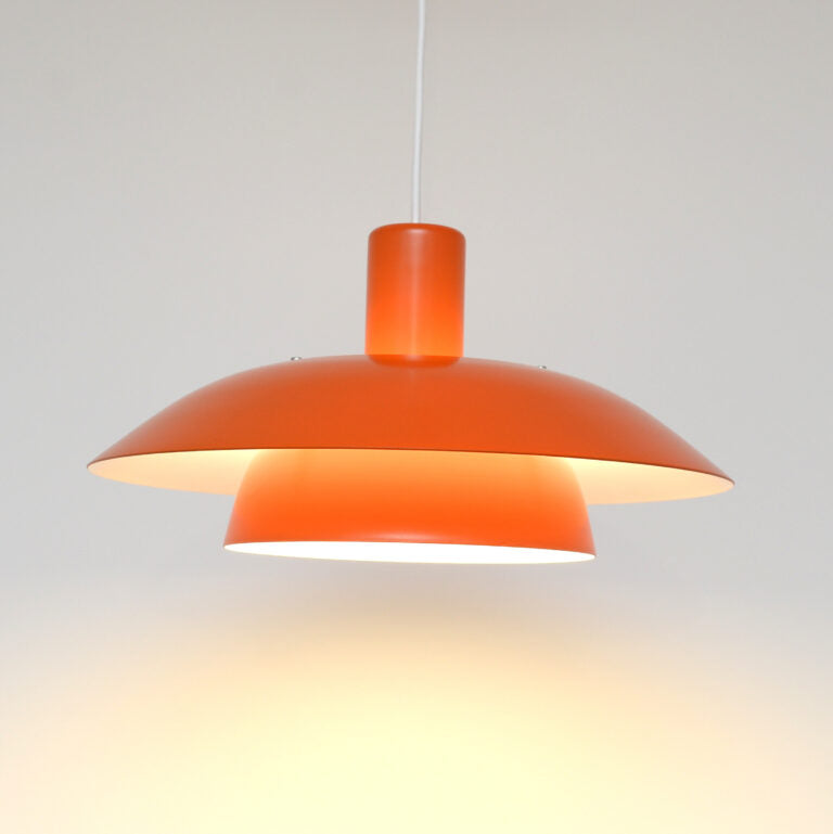 Scandinavian_Red_Orange_Multi_Shade_Pendant_Lamp,_1970s