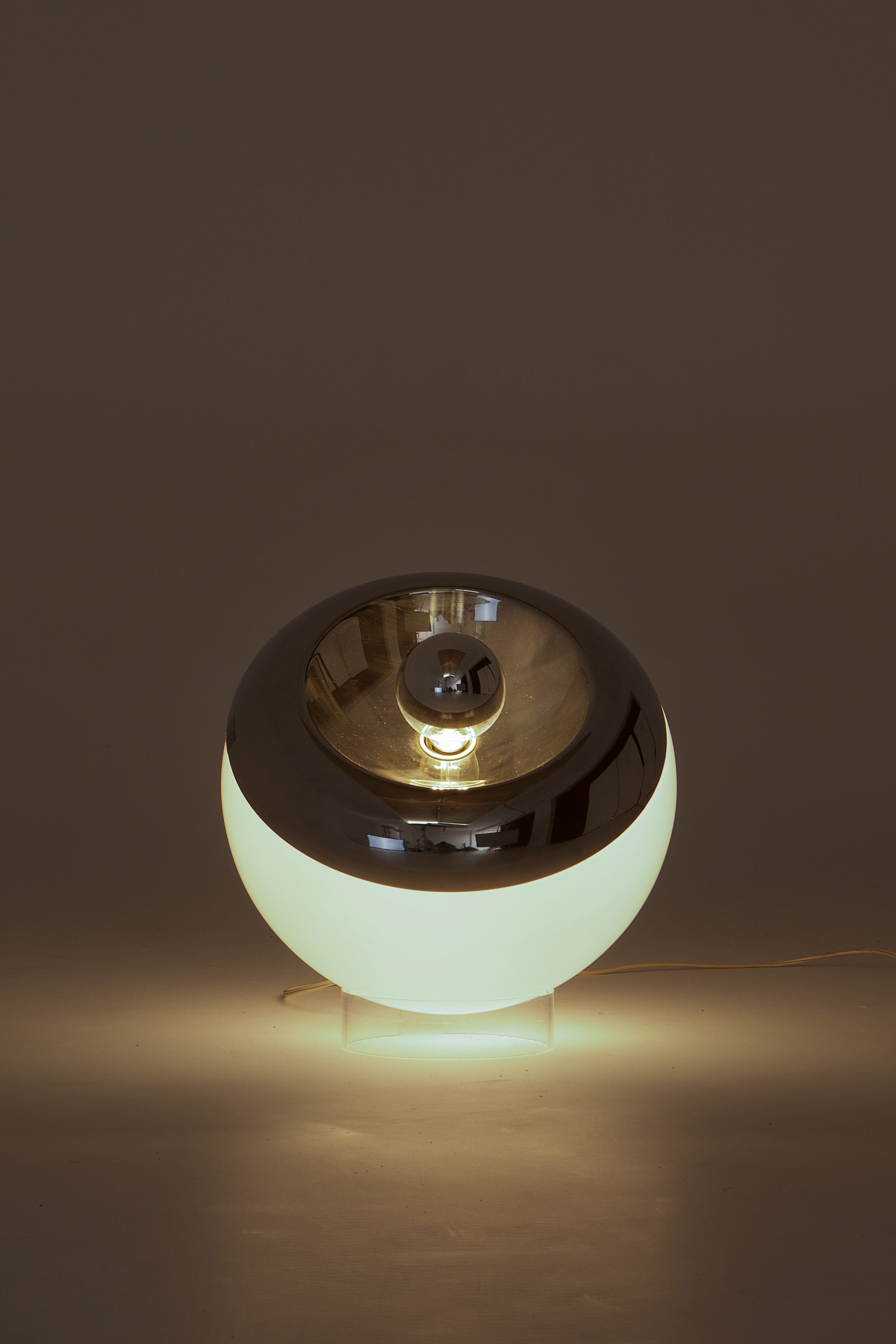 Piero_De_Martini,_Falconi_&_Francesco_Fois_Orbital_Table_Lamp_for_Reggiani,_Italy,_1970s