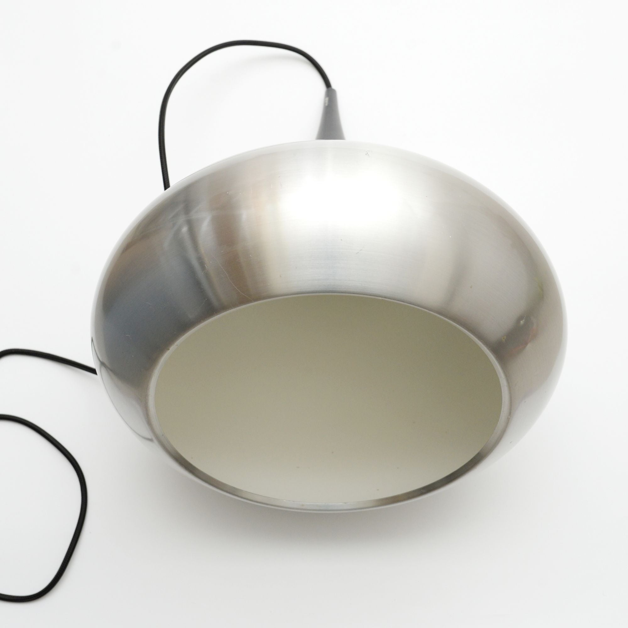 Jo_Hammerborg_Orient_Pendant_Lamp_with_Wooden_Top,_1960s