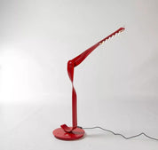 Yves_Béhar_Leaf_LED_Table_Lamp_for_Herman_Miller,_2007