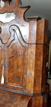 Original_Lombard_Italian_trumeau_in_walnut_and_walnut_burl,_19th_century,_Northern_Italy