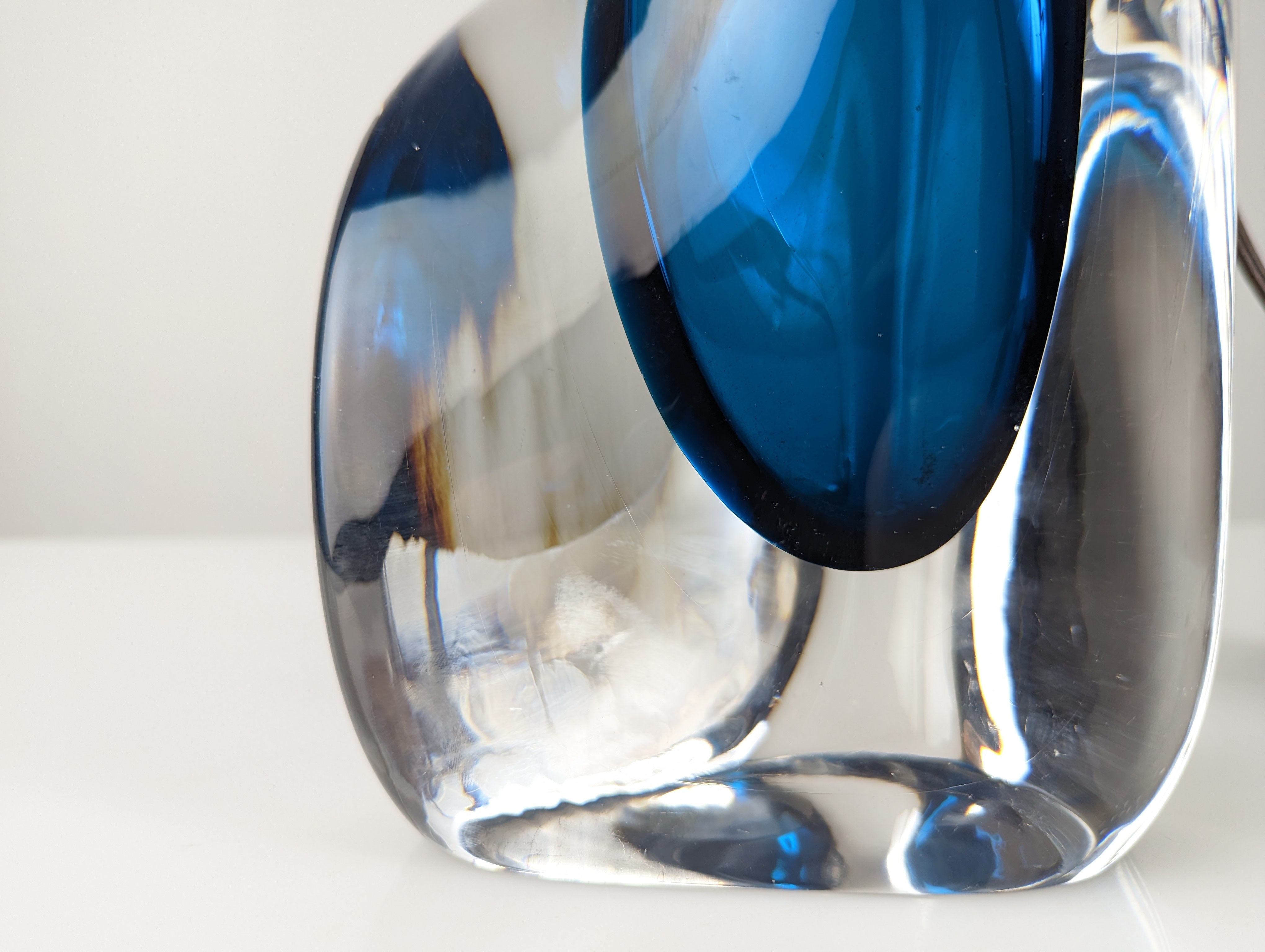 Table_Lamp_Orrefors_Sommerso_Glass_Brass_1950s_Sweden