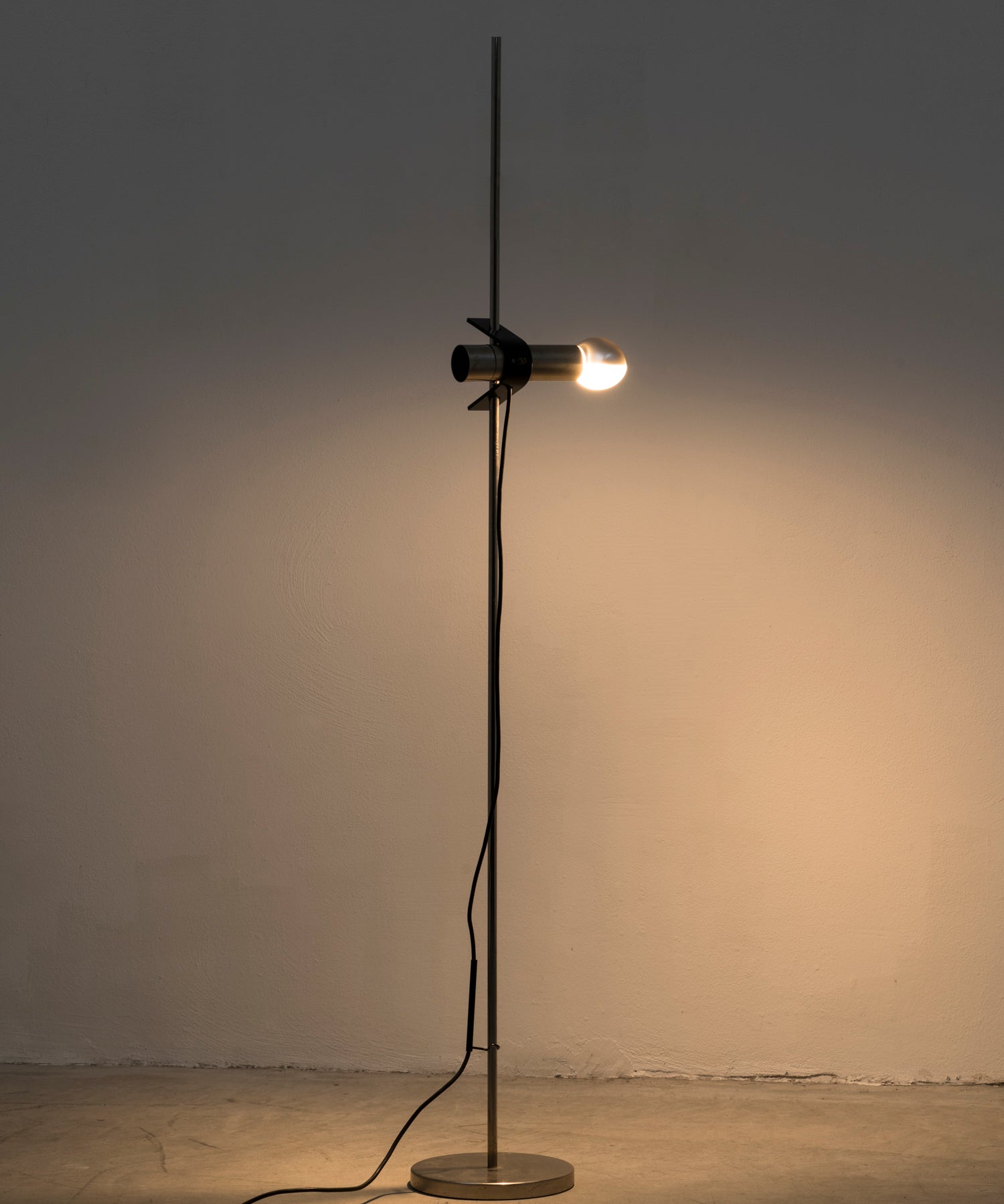 Ostuni_&_Forti_Mod._399_Floor_Lamp_for_O-Luce,_1958