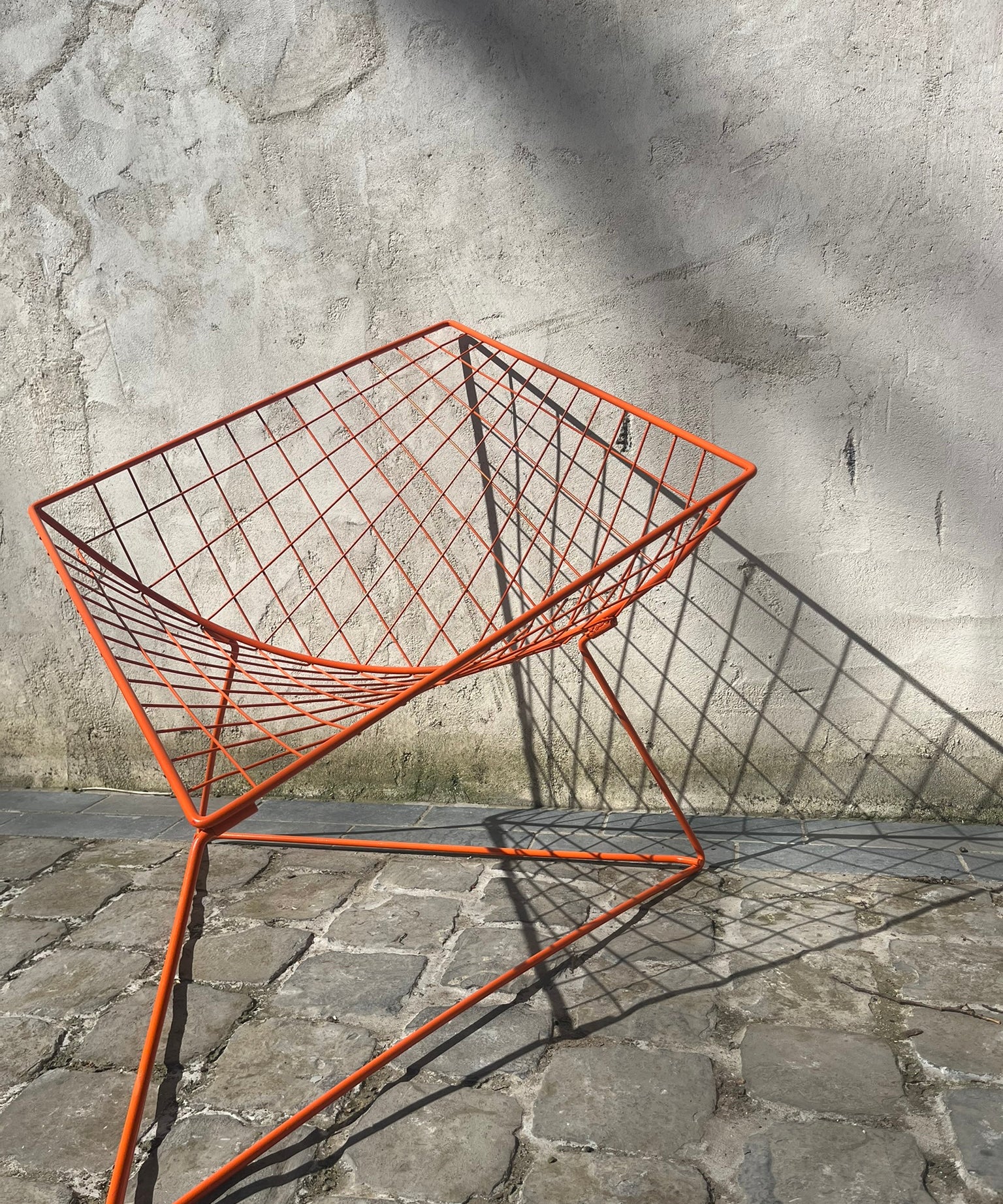 Orange_oTi_Lounge_Chair