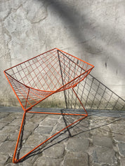 Orange_oTi_Lounge_Chair